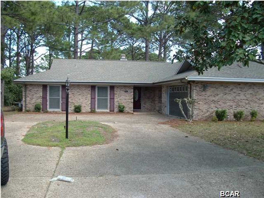 Beautiful all brick home in the desirable neighborhood of Bay Point. Located across the street from the canal and sits directly on the Meadow Golf Course. This home comes featuring; granite countertops, all Stainless Steel whirlpool appliances, very open family room with fireplace, built in shelving and sliding glass doors leading to the back patio, 2 car garage, , vast amounts of closet space, and washer and dryer included. Bay Point is a gated community that features 2 Golf Courses, Marina, Sidewalks and Bike Trails, and Spa.