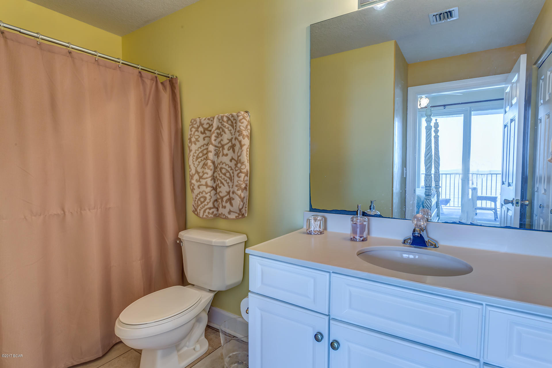 Twin Palms Resort - Residential