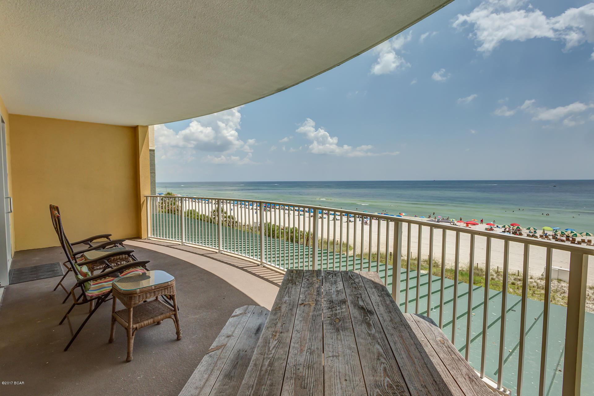 Twin Palms Resort - Residential