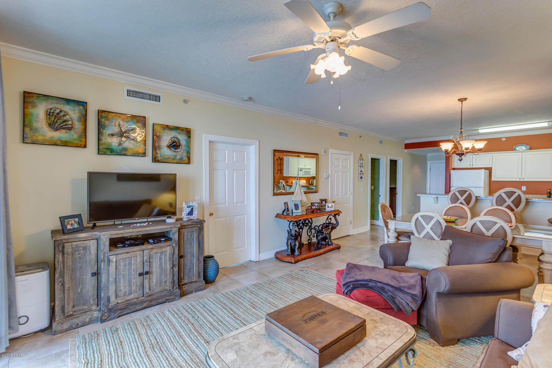 Twin Palms Resort - Residential