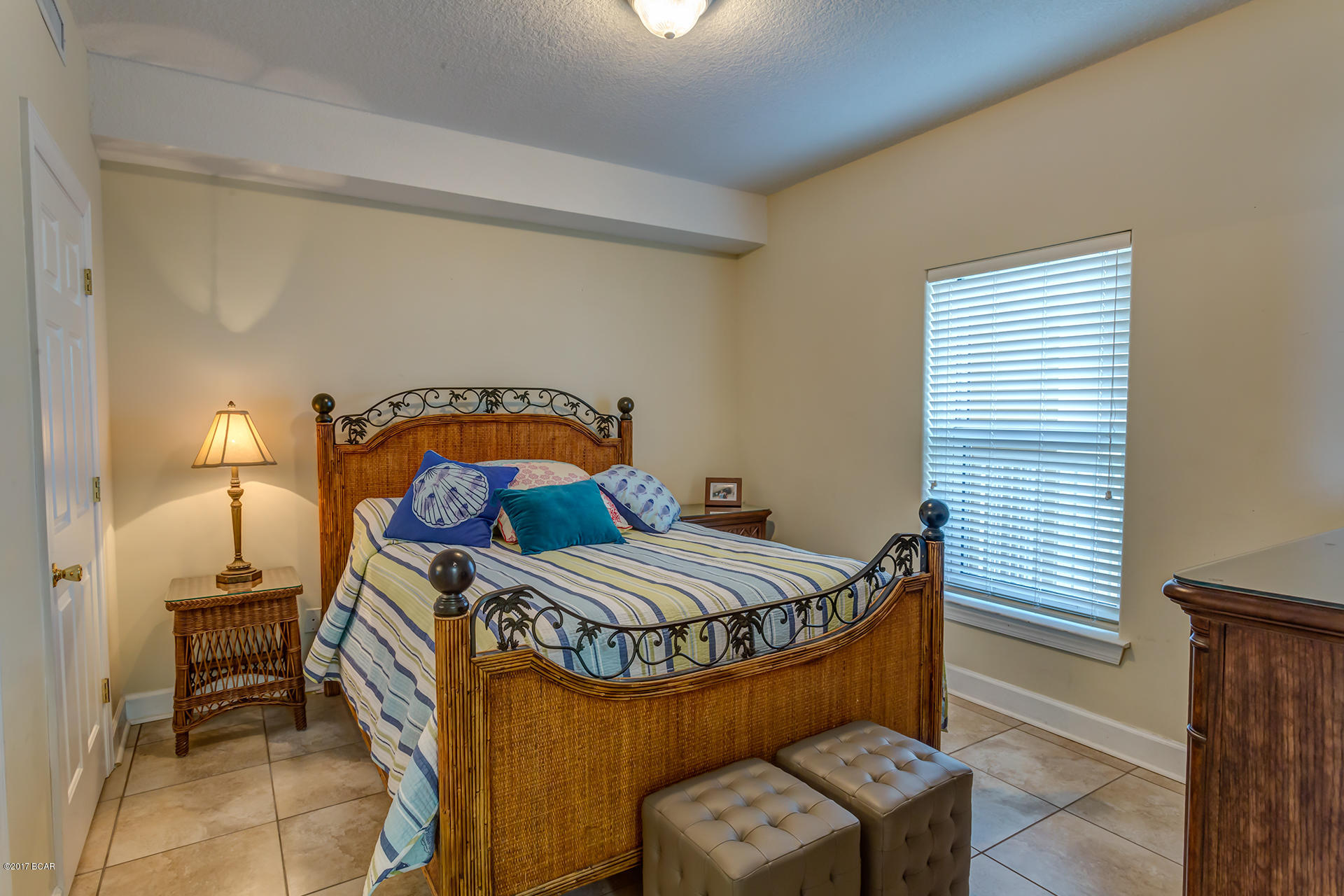 Twin Palms Resort - Residential