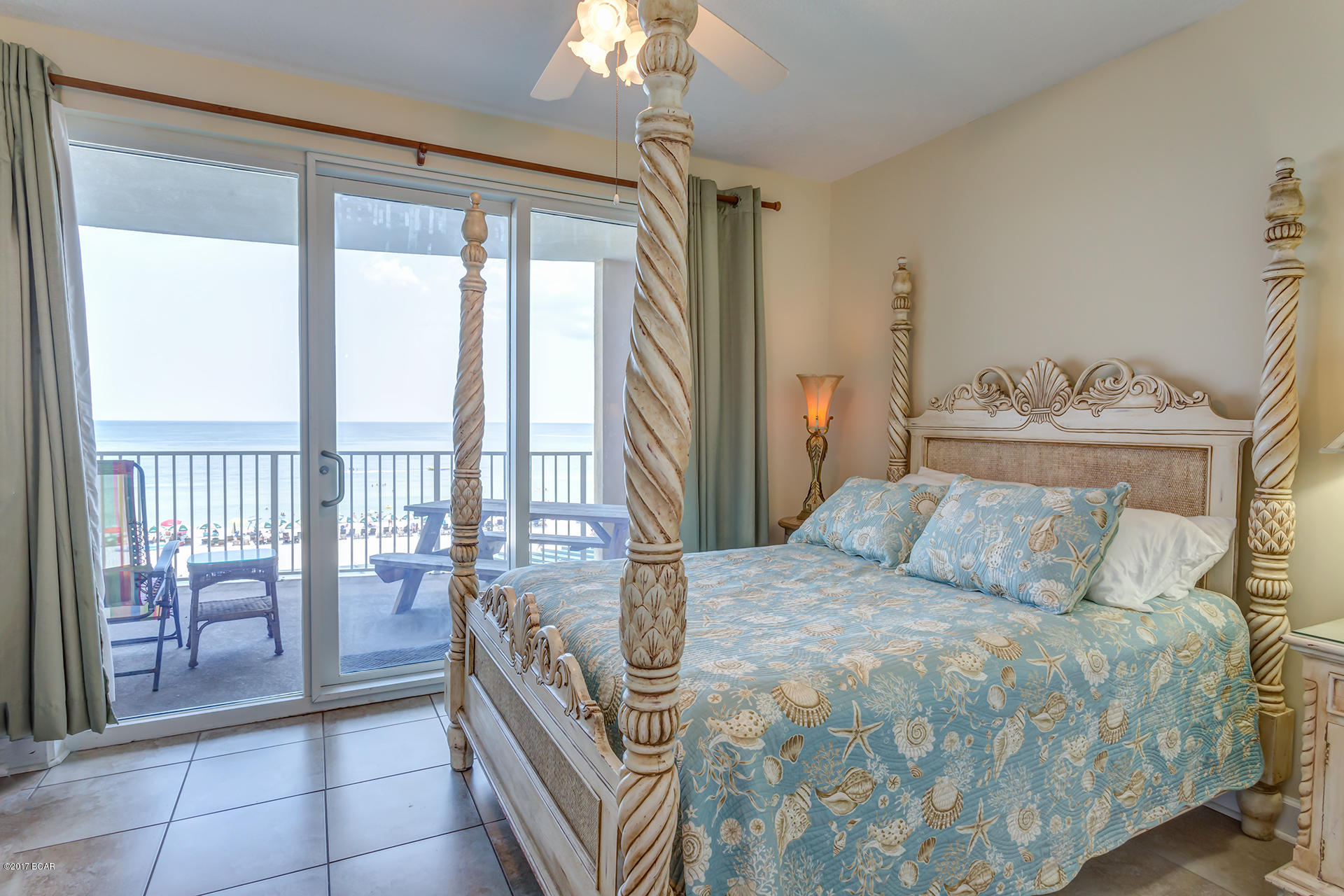 Twin Palms Resort - Residential