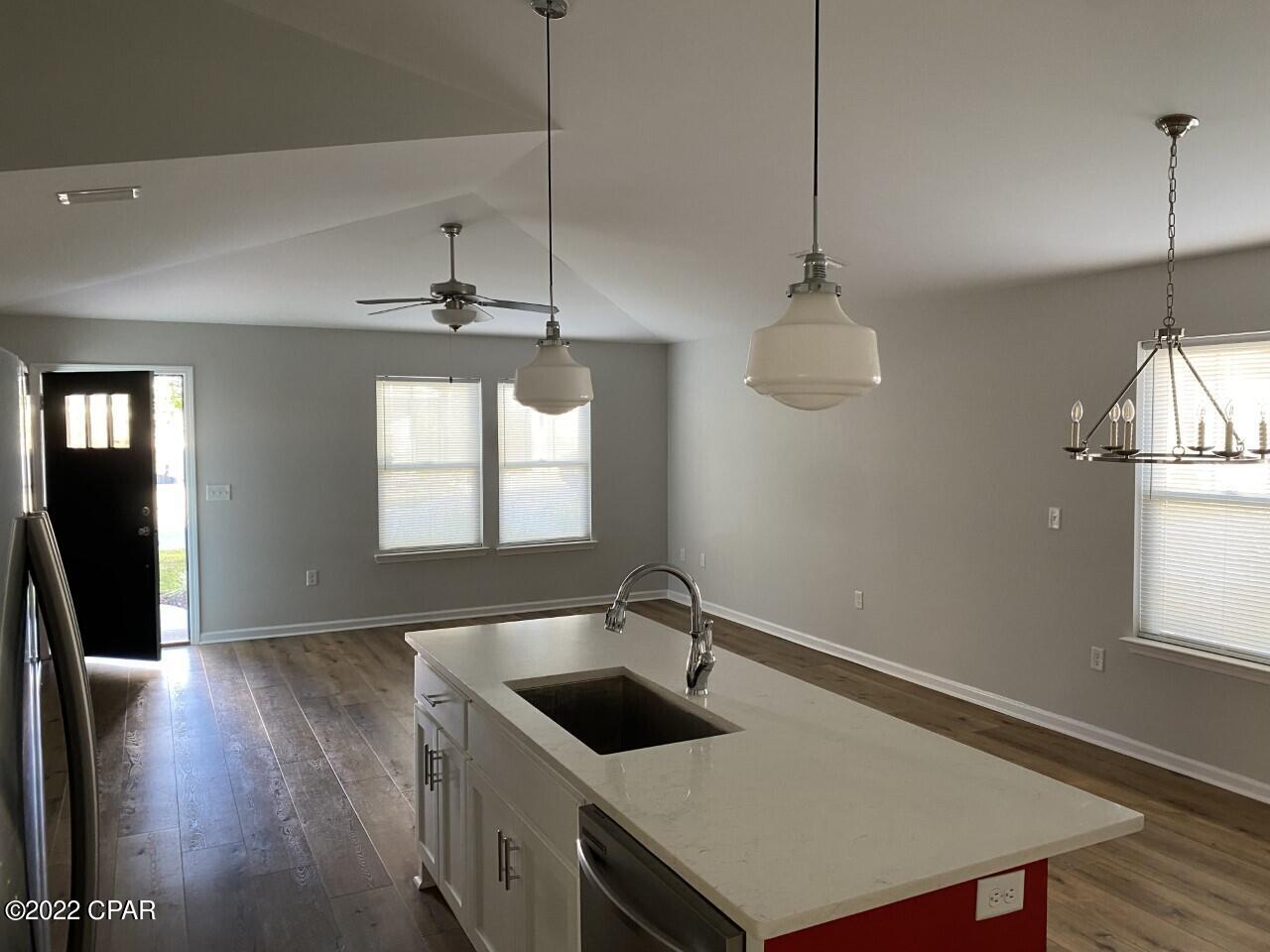 [No Recorded Subdiv] - Residential Lease