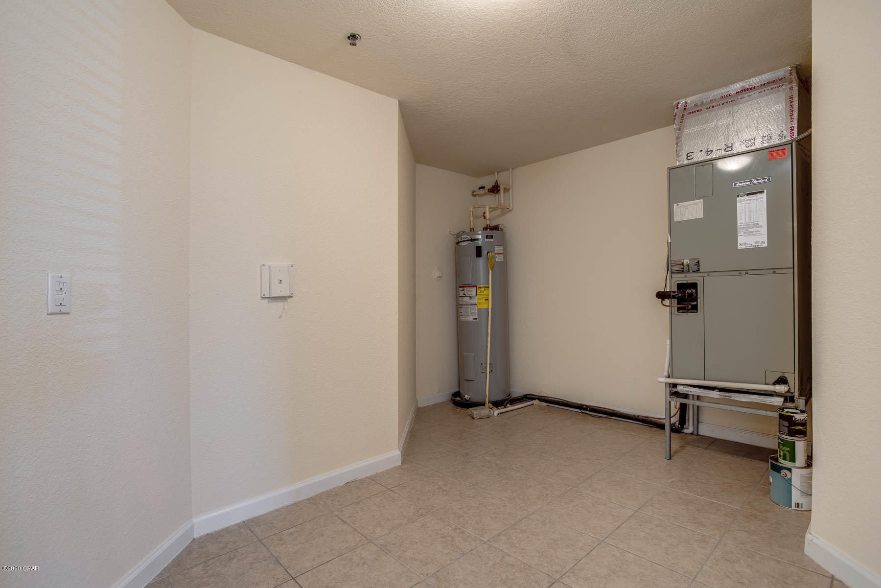 Hibiscus By The Bay - Residential