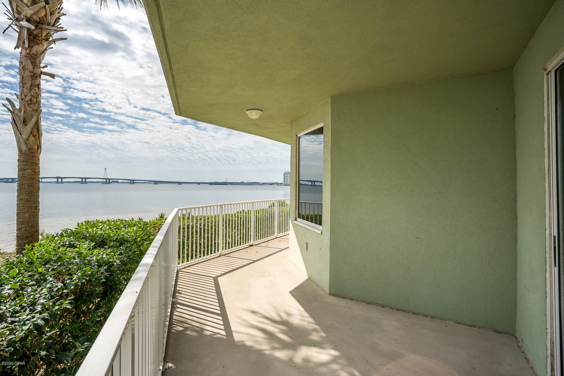 Hibiscus By The Bay - Residential