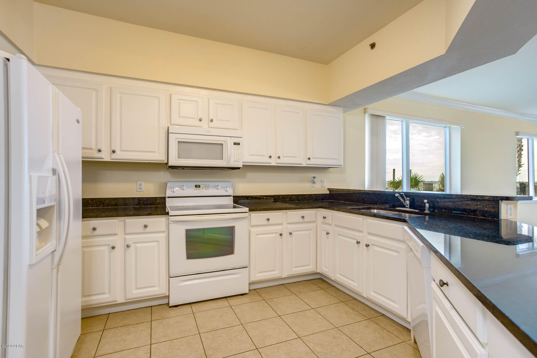 Hibiscus By The Bay - Residential