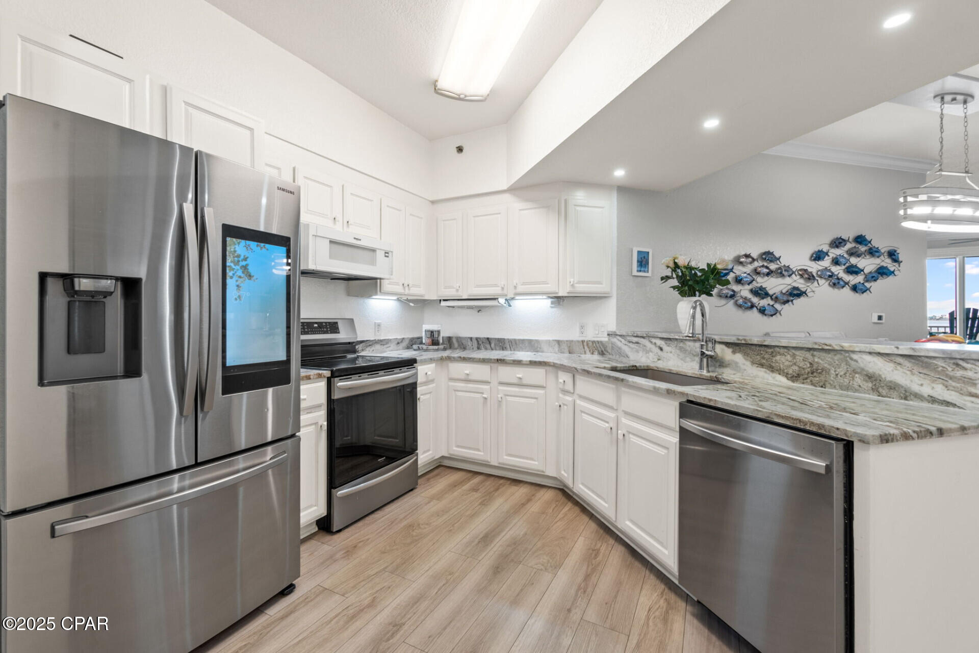 Hibiscus By The Bay - Residential