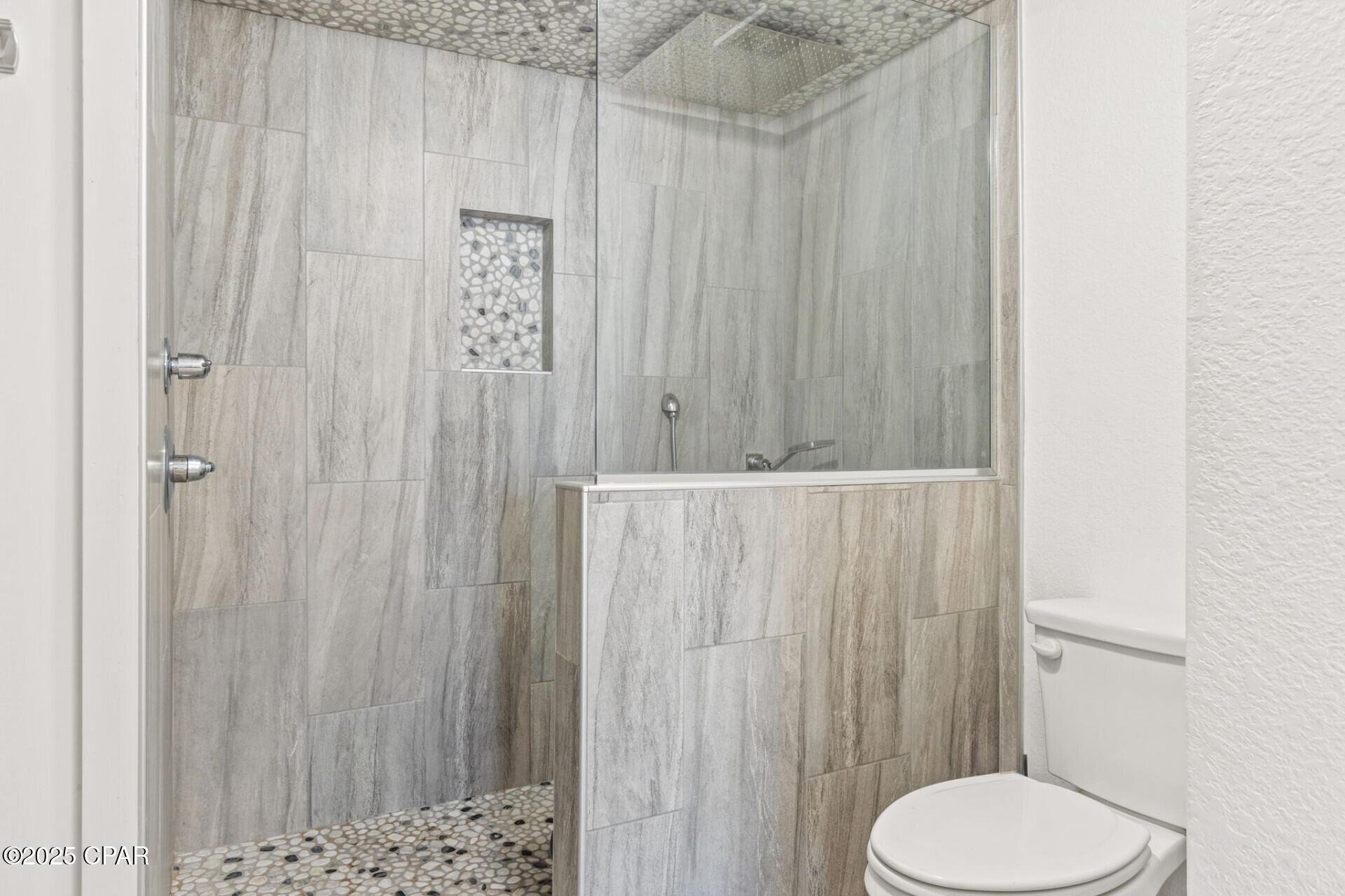 Hibiscus By The Bay - Residential