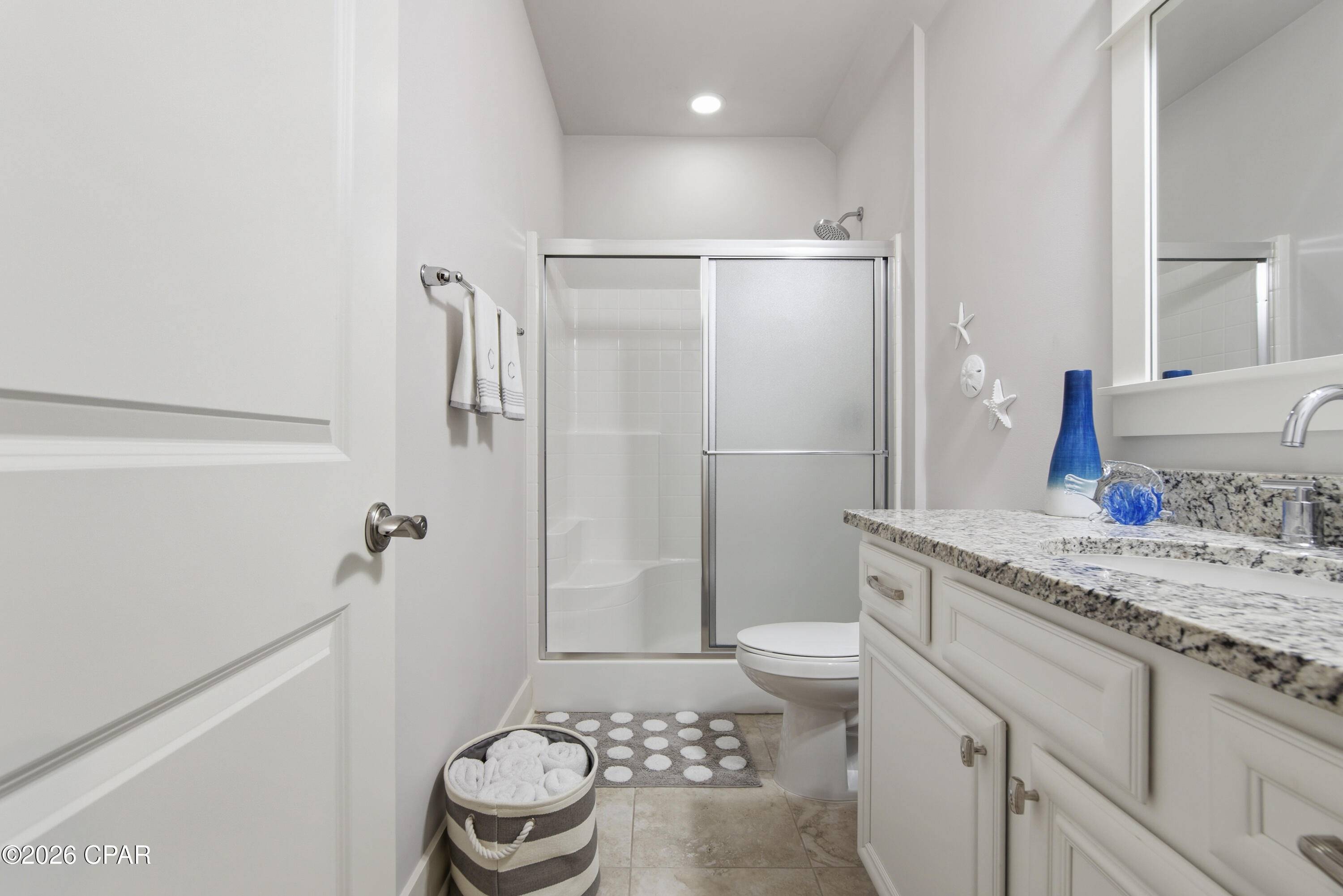 Pices Cove 1st Add - Residential