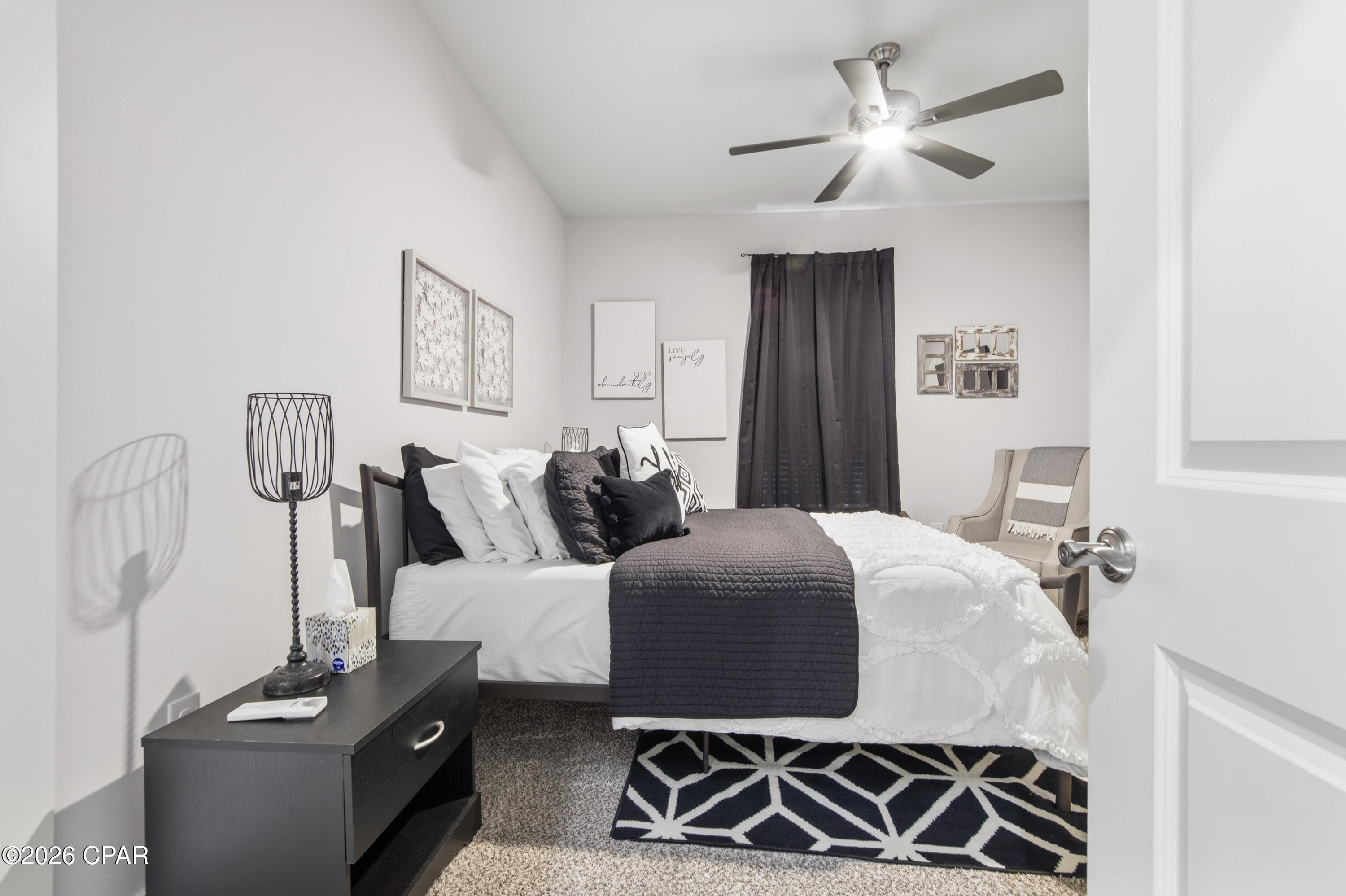 Pices Cove 1st Add - Residential