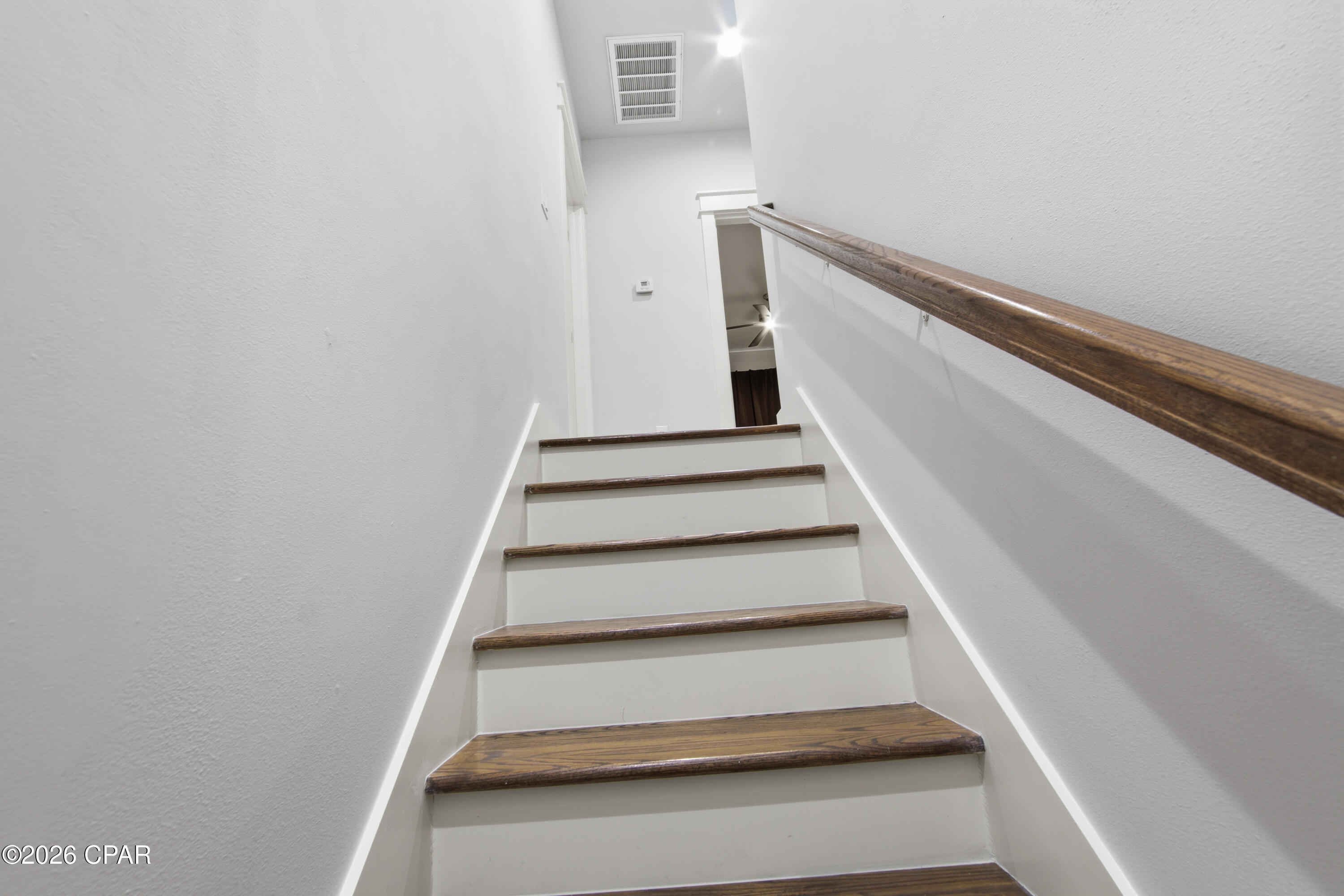 Pices Cove 1st Add - Residential