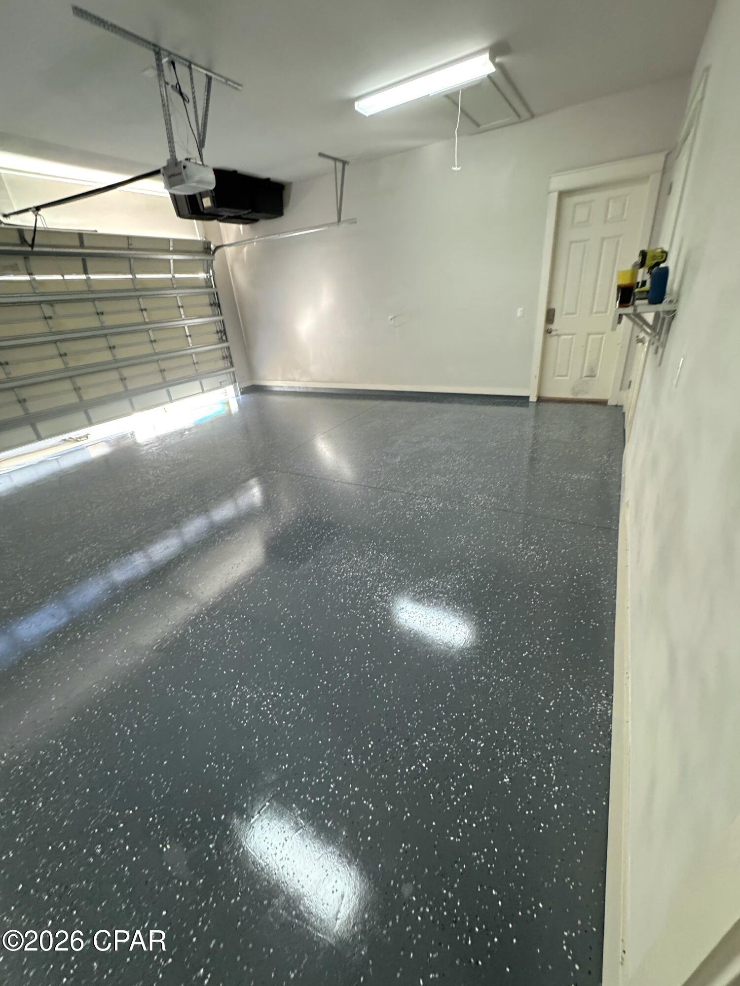 Pices Cove 1st Add - Residential