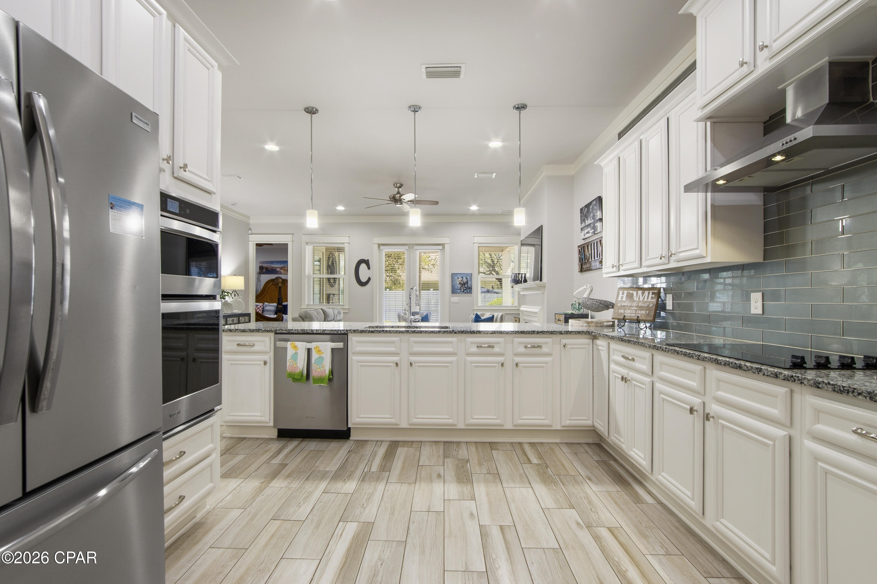 Pices Cove 1st Add - Residential