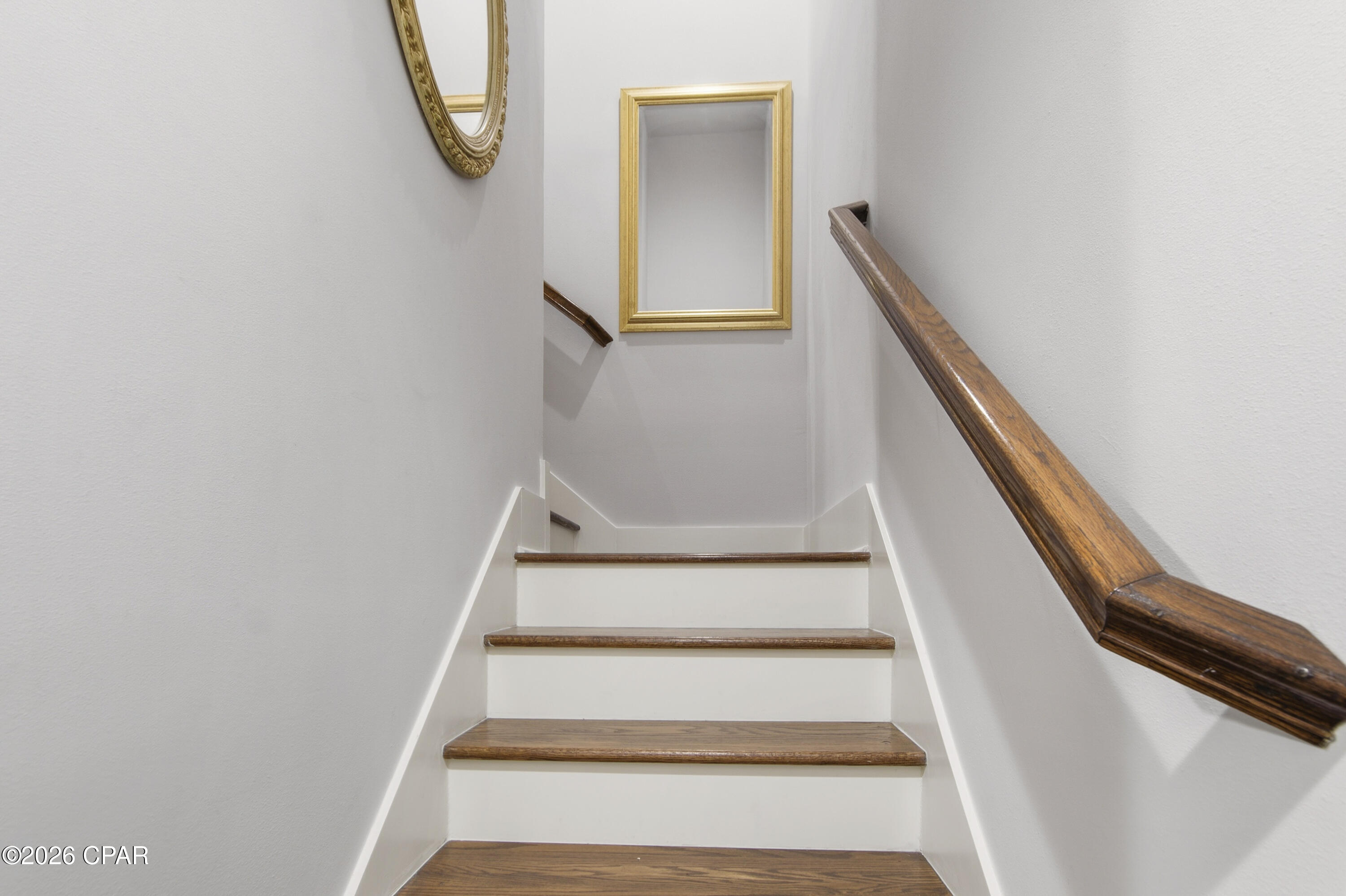 Pices Cove 1st Add - Residential