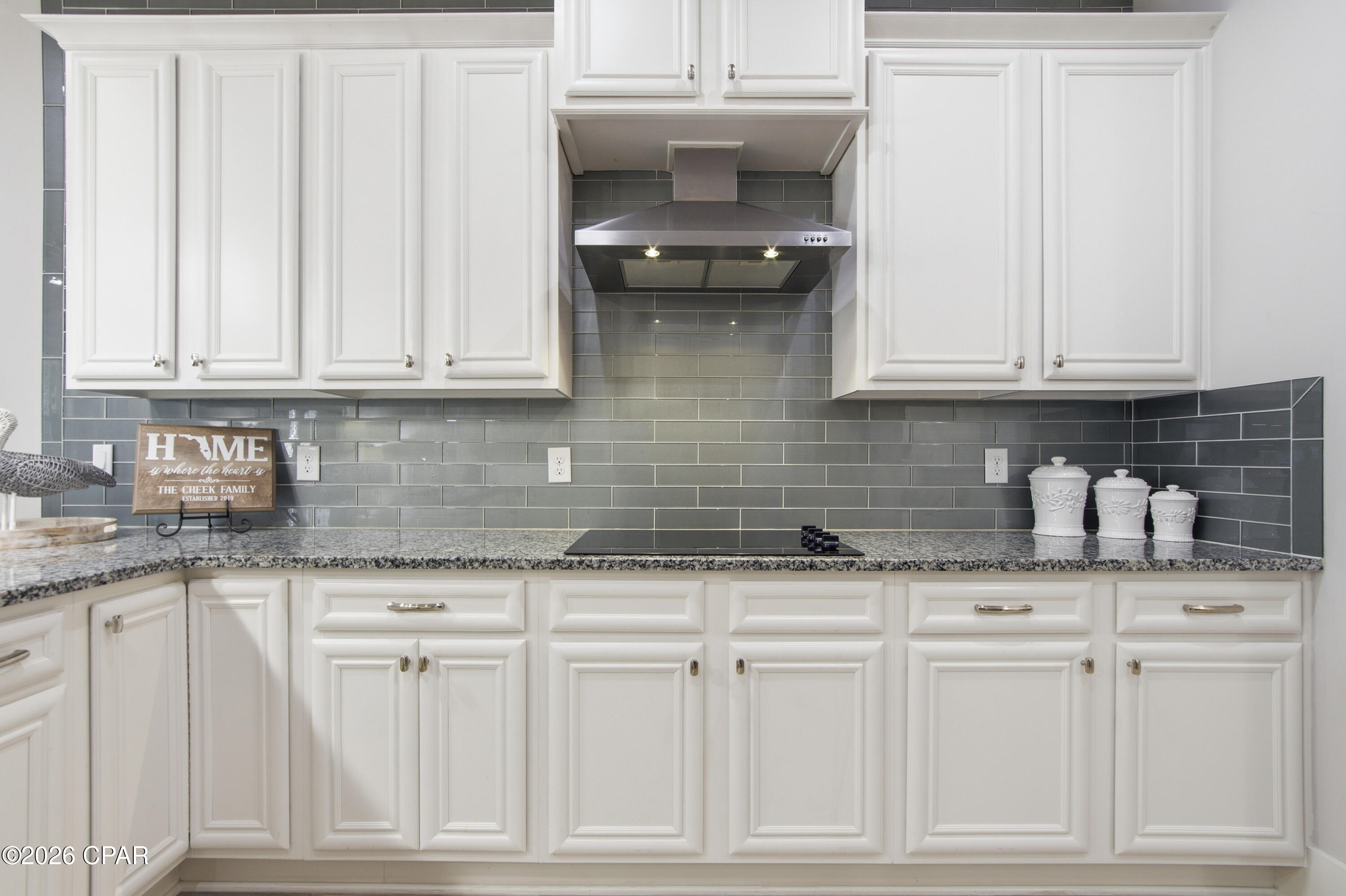 Pices Cove 1st Add - Residential