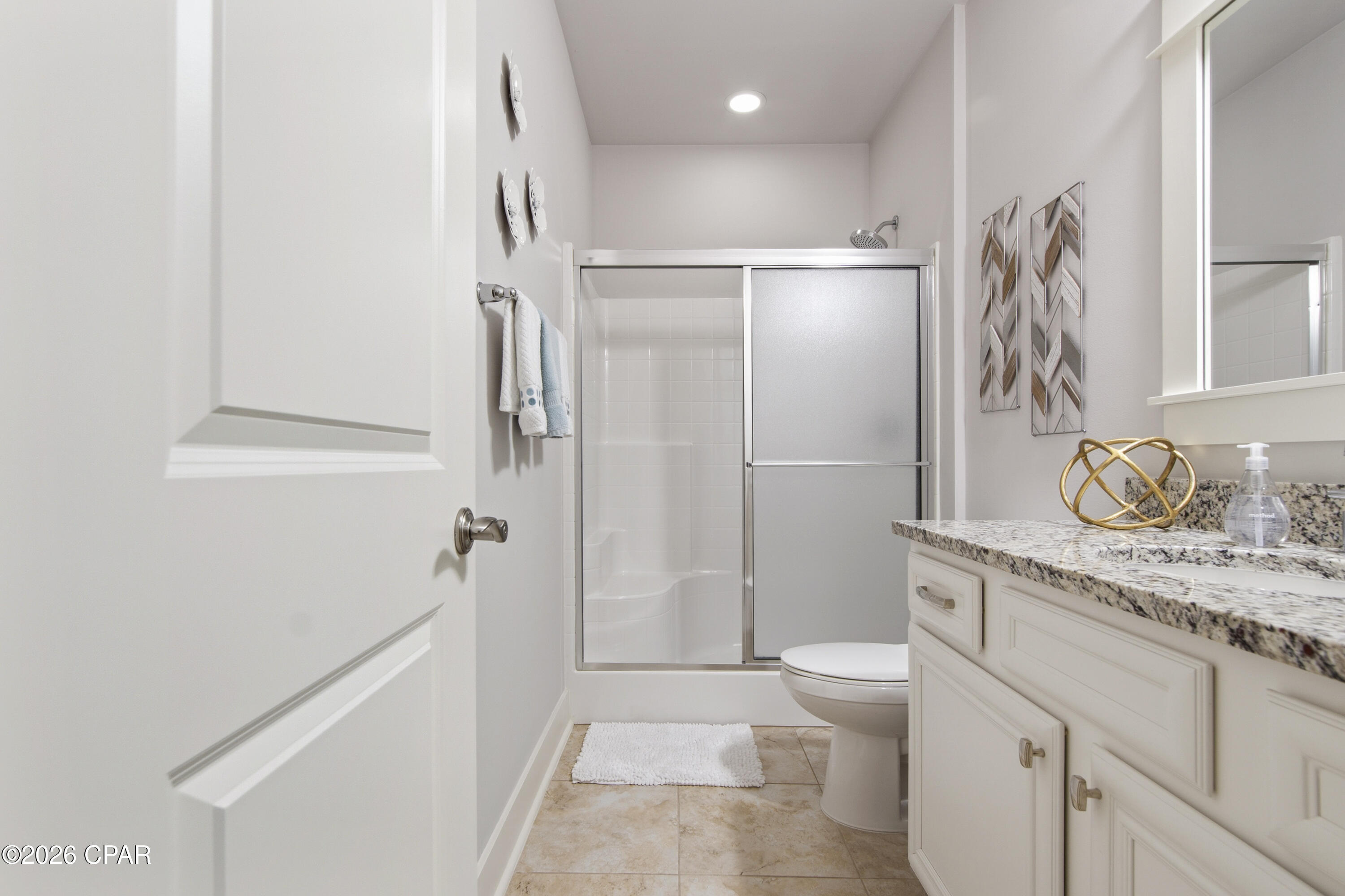 Pices Cove 1st Add - Residential