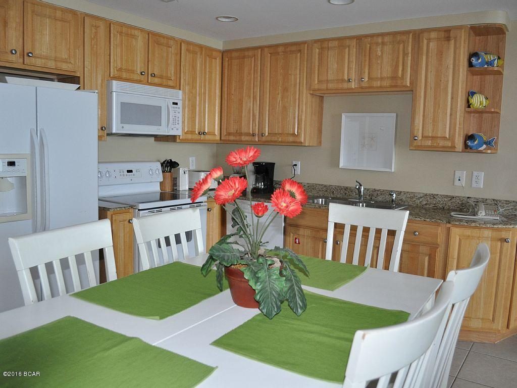 Splash Condo - Residential