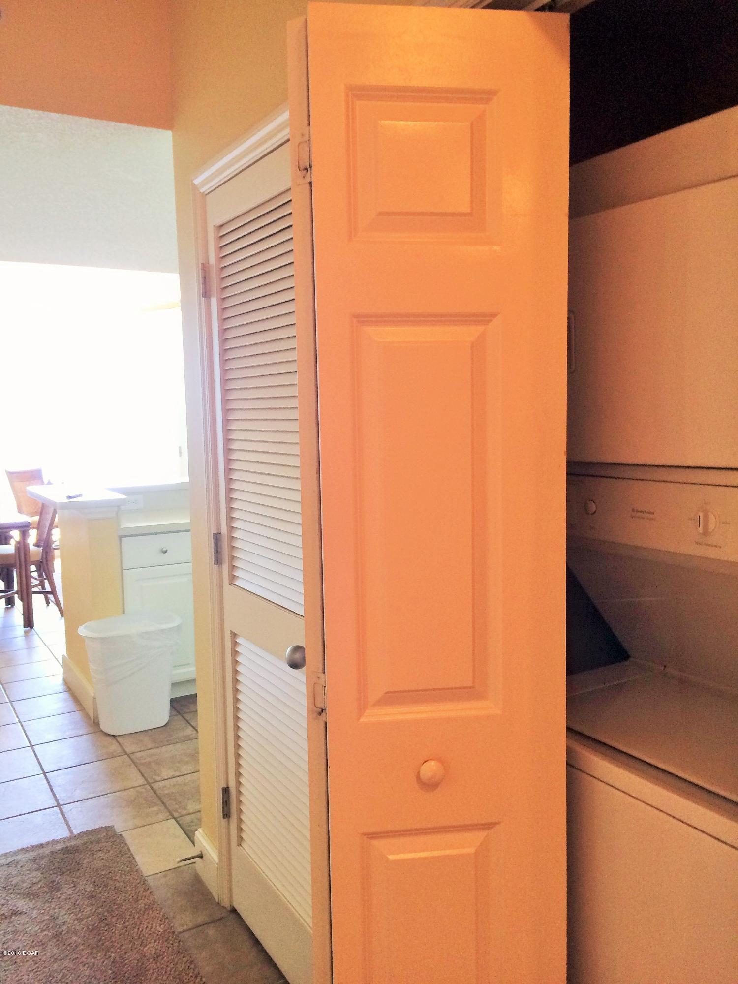 Majestic Beach Tower I - Residential