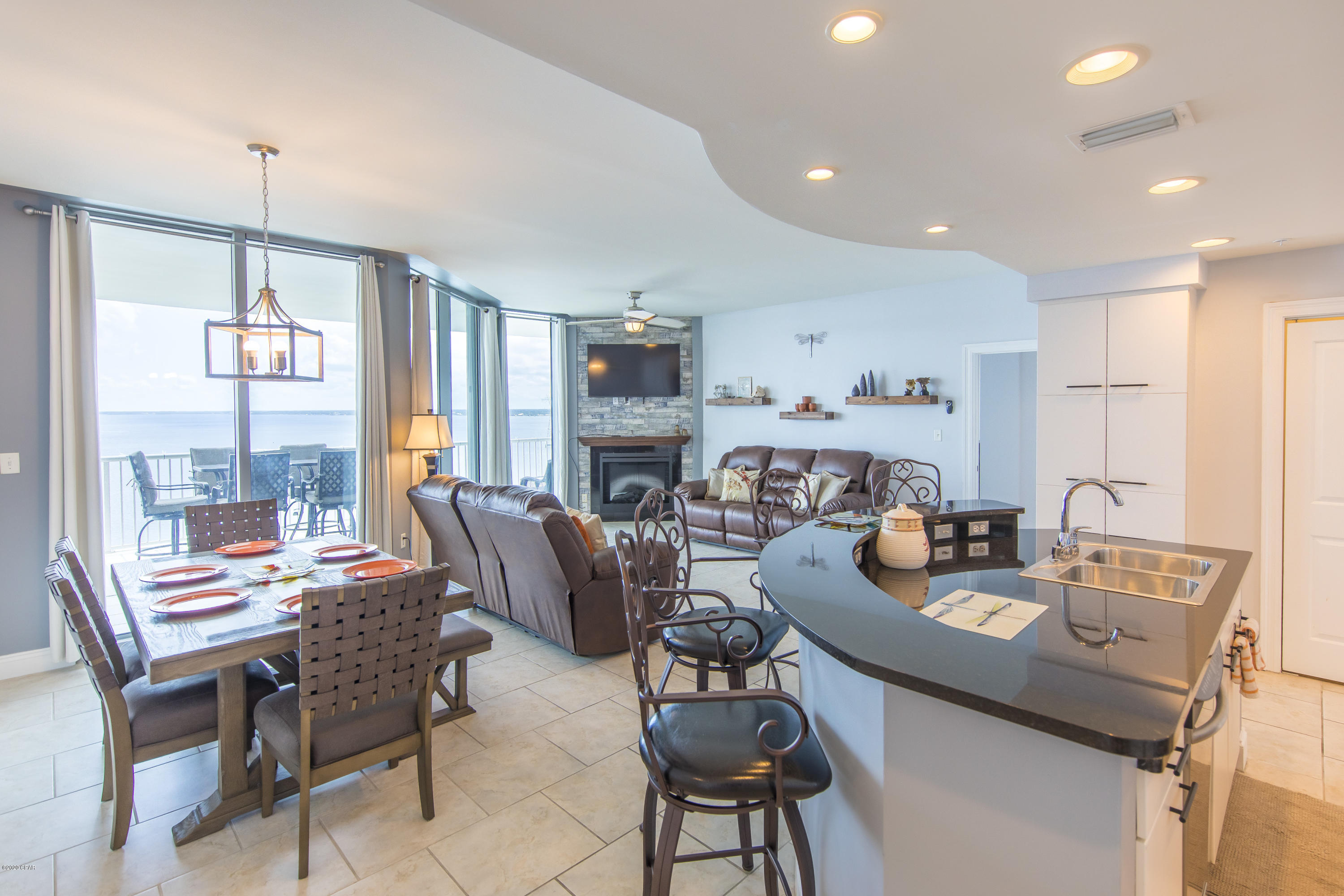 Marina Landing - Residential