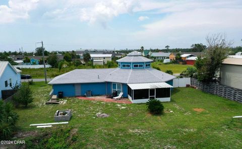 A home in Mexico Beach