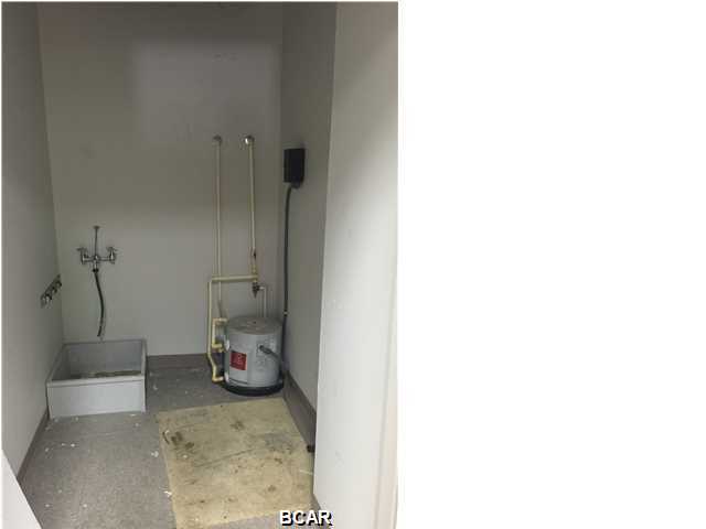 No Named Subdivision - Commercial Lease