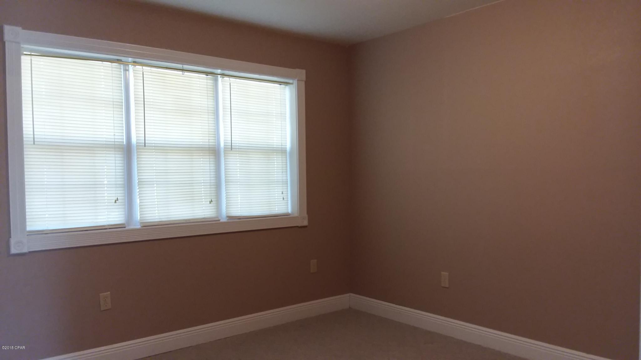 Dogwood Lakes - Residential