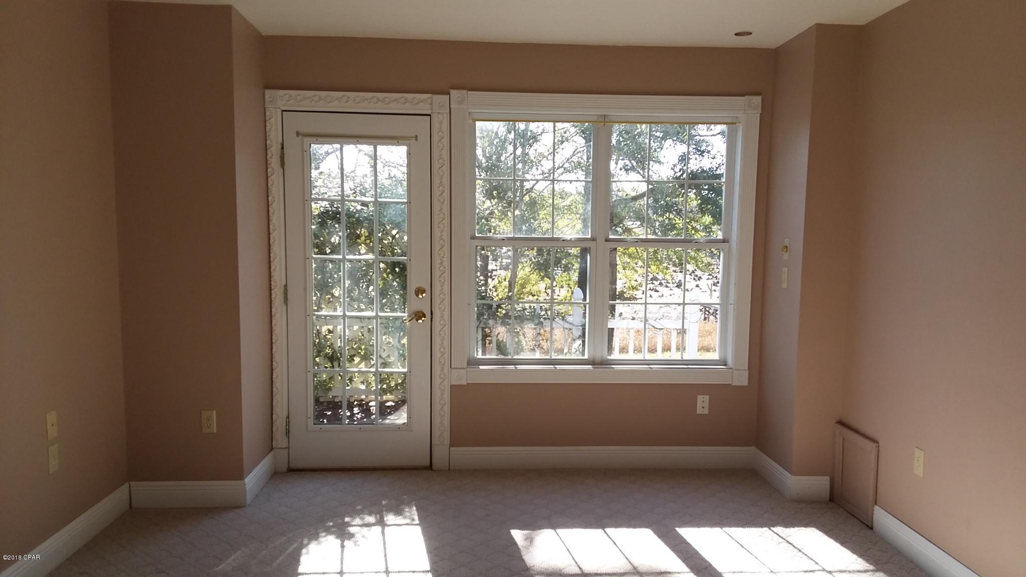 Dogwood Lakes - Residential