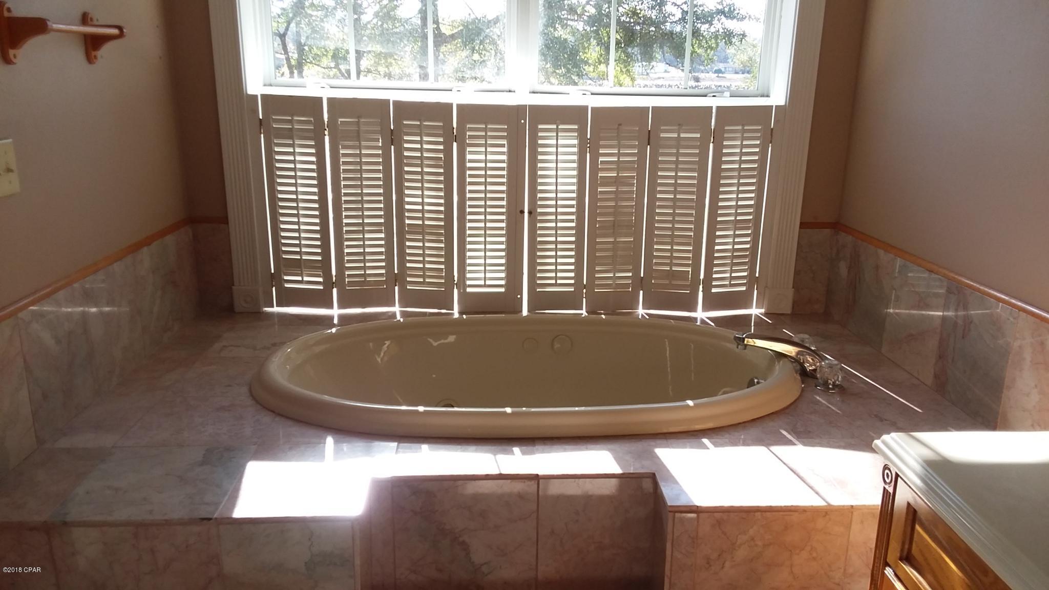 Dogwood Lakes - Residential