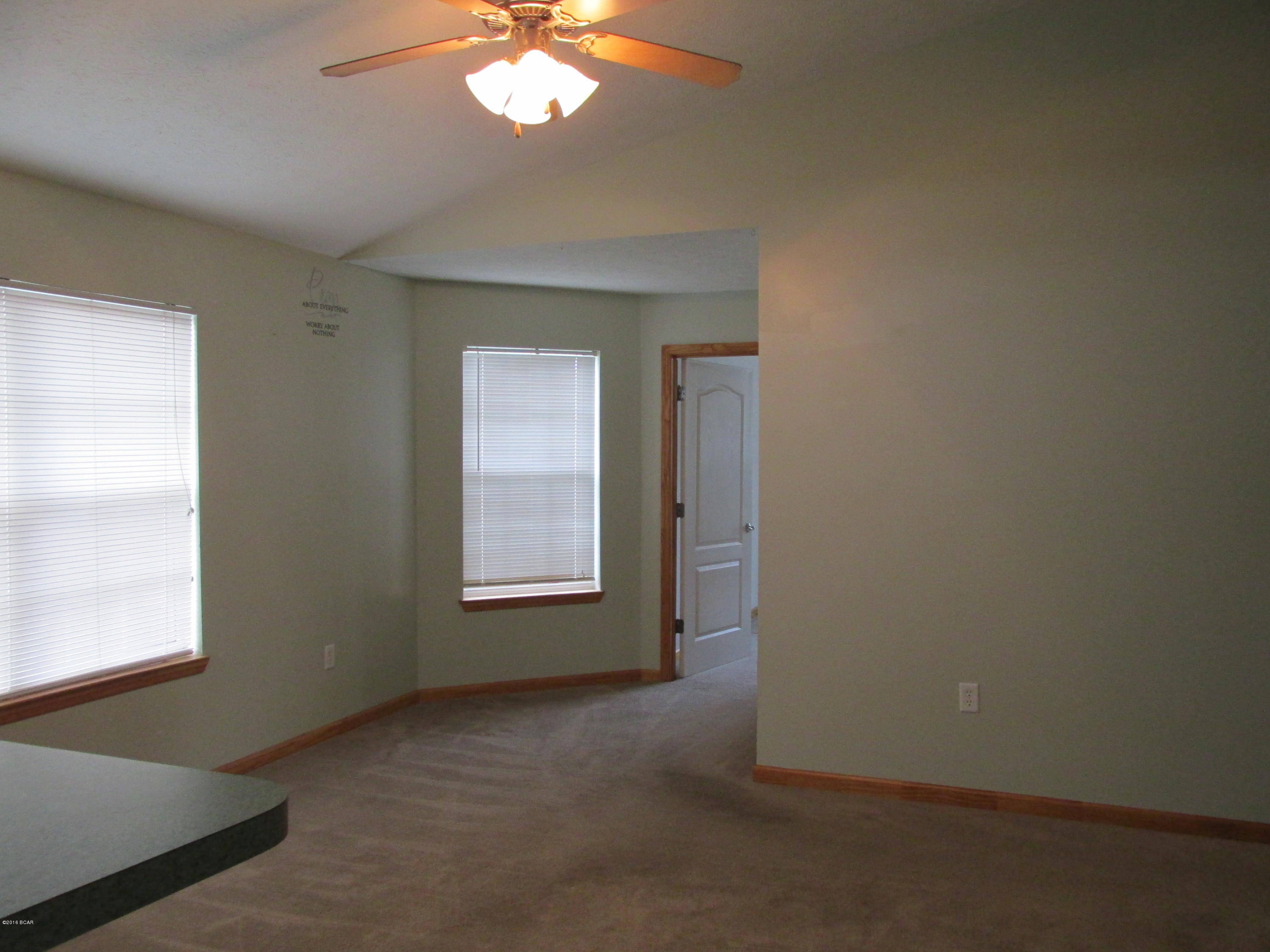 Sweetwater Village N Ph 3 - Residential Lease