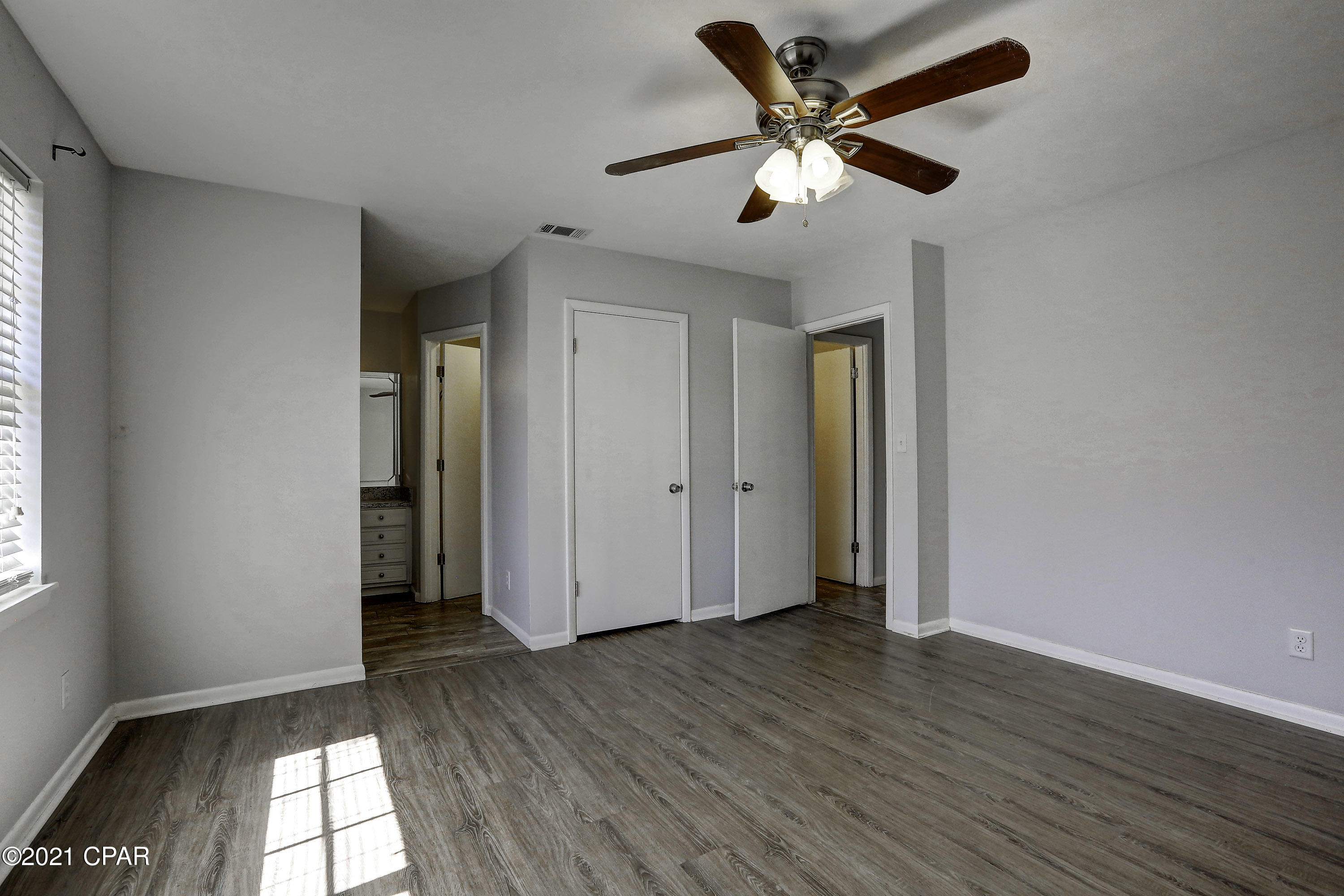 Forest Hills Unit 1 - Residential