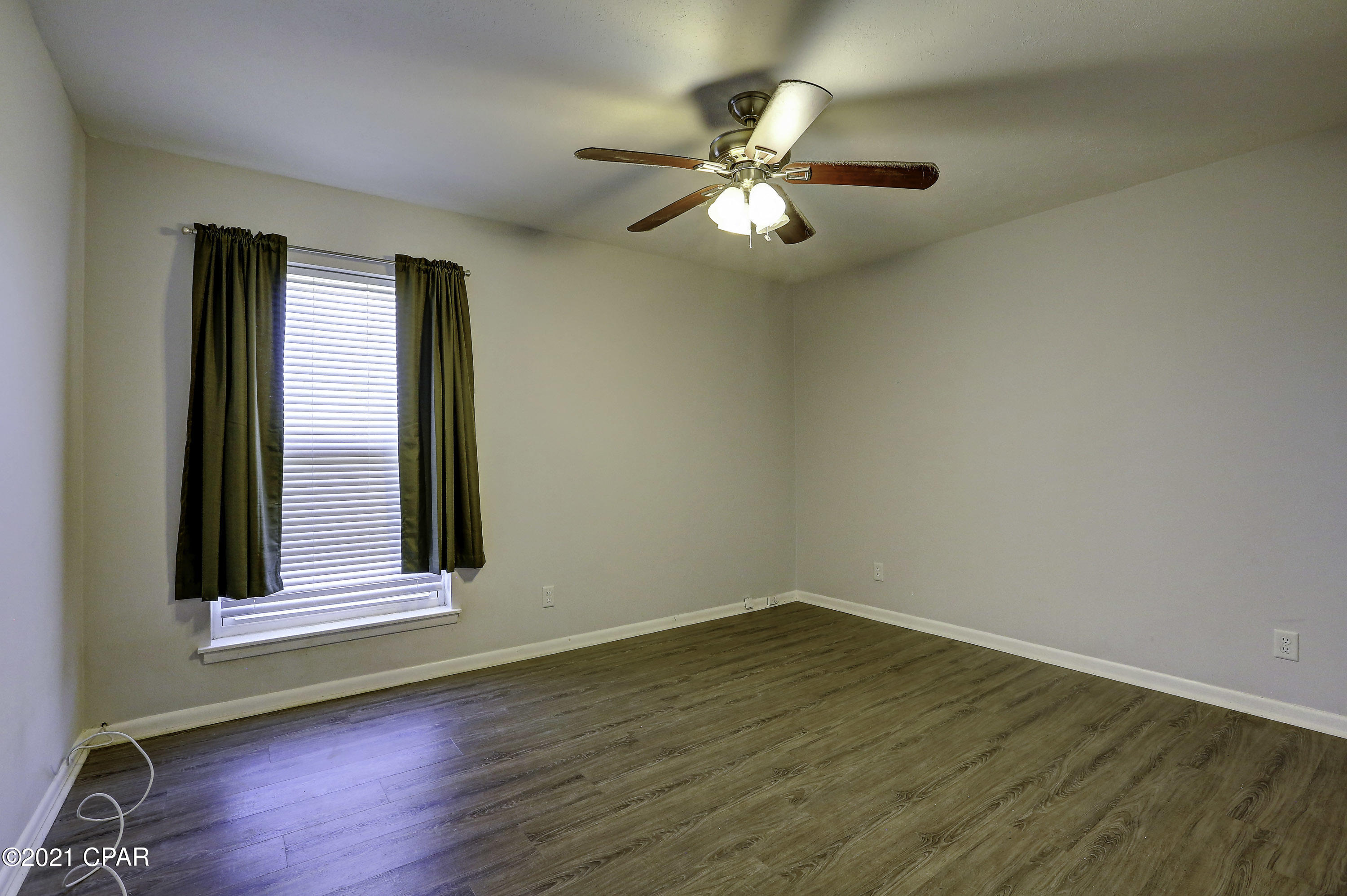 Forest Hills Unit 1 - Residential