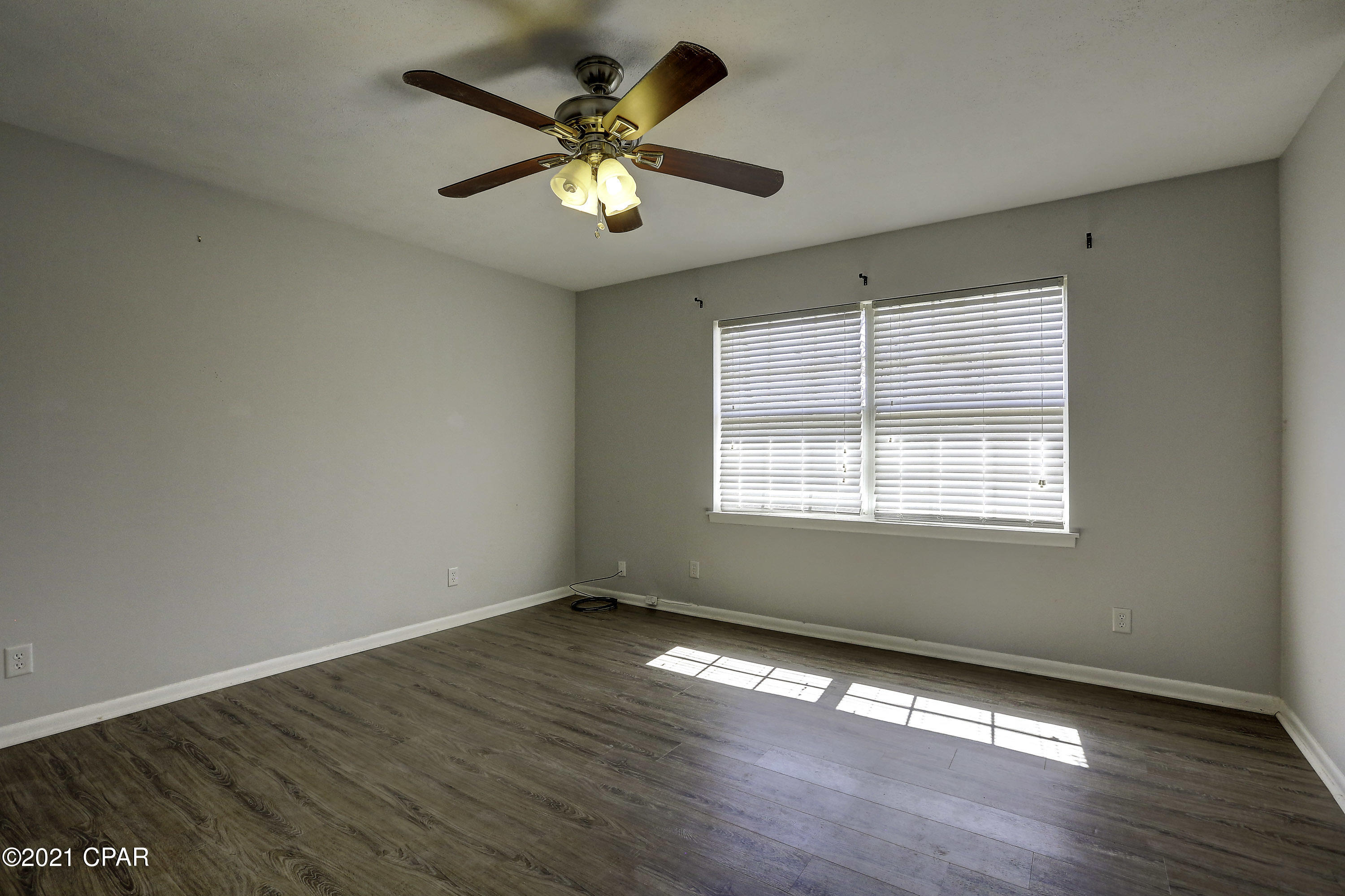 Forest Hills Unit 1 - Residential
