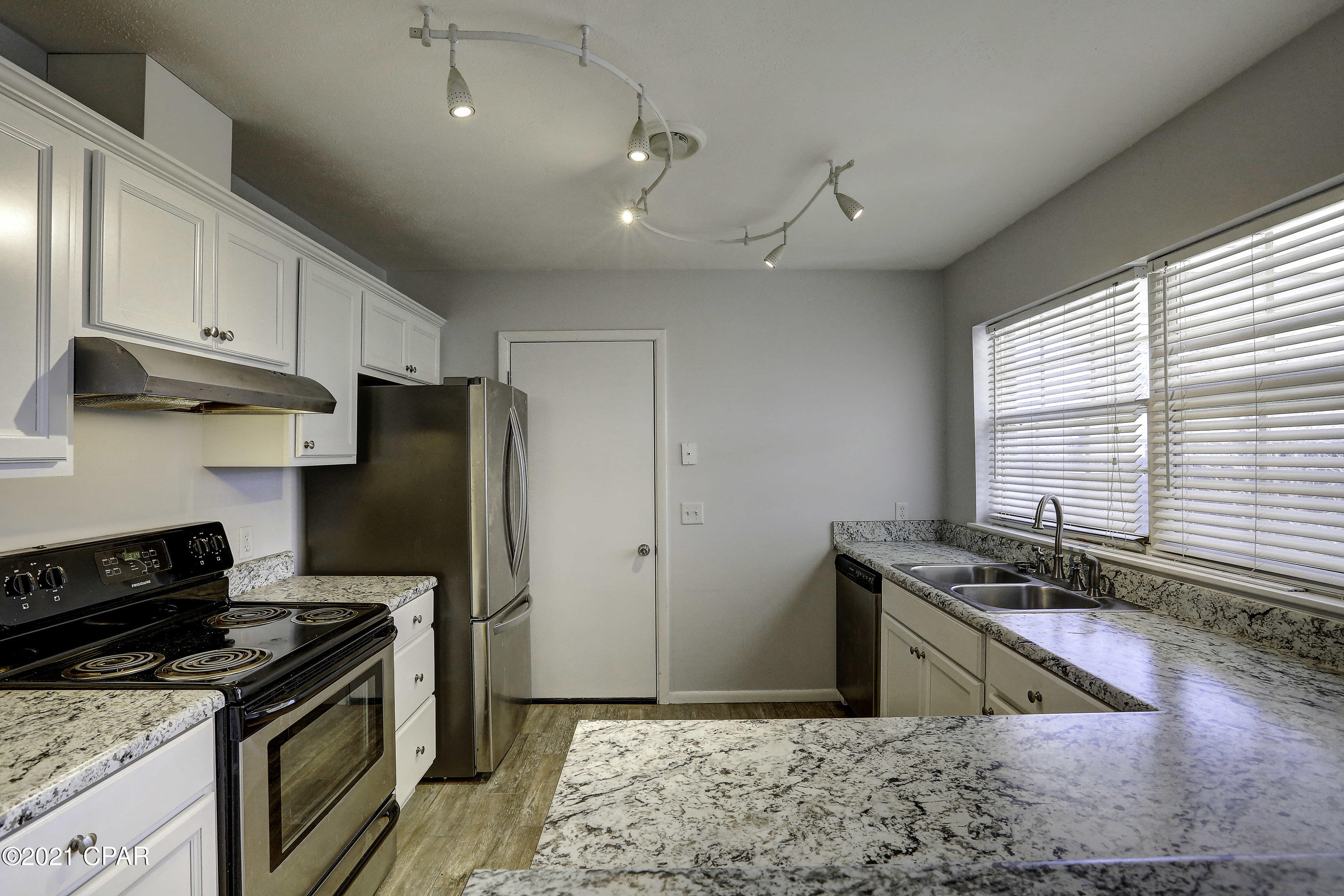 Forest Hills Unit 1 - Residential