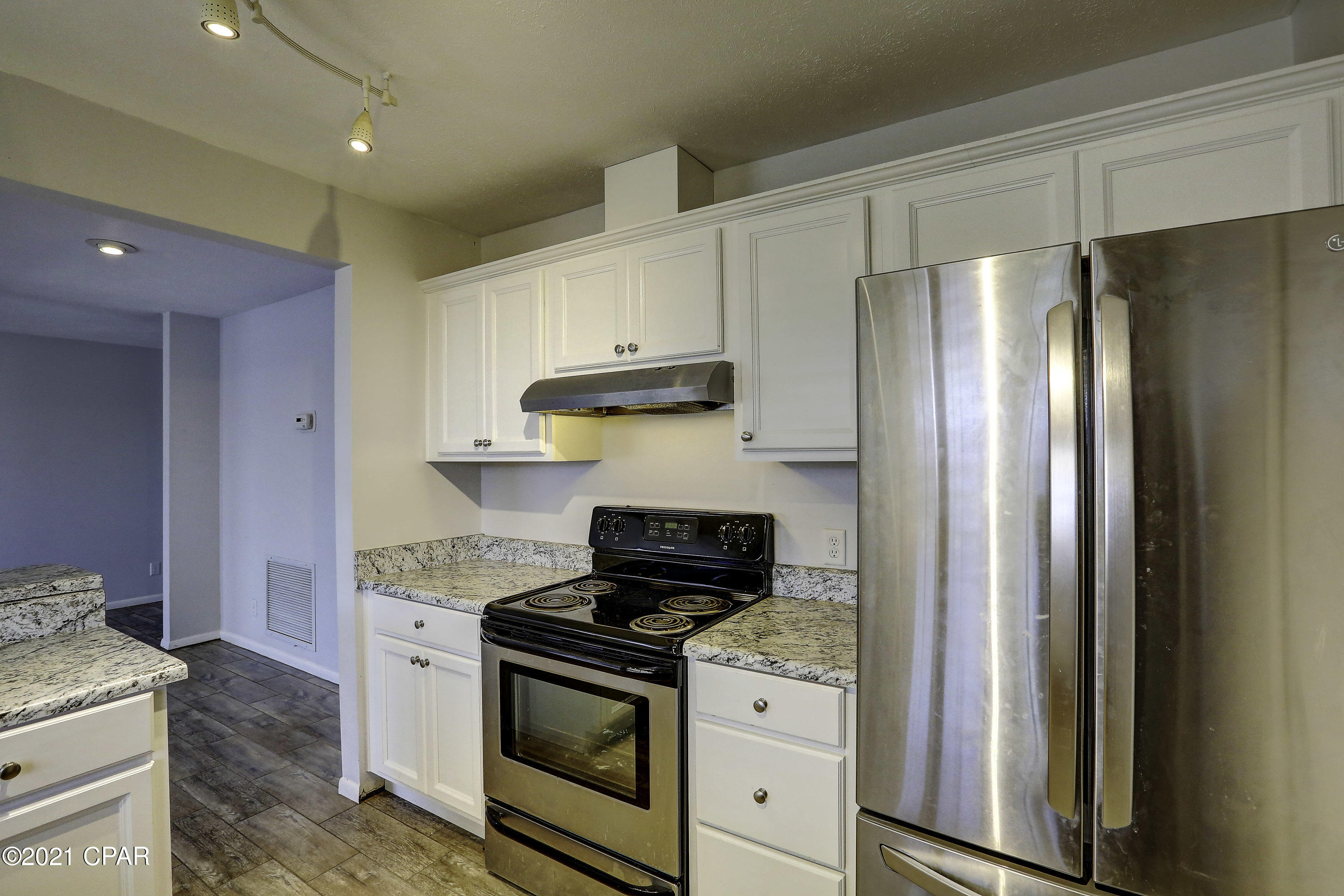 Forest Hills Unit 1 - Residential