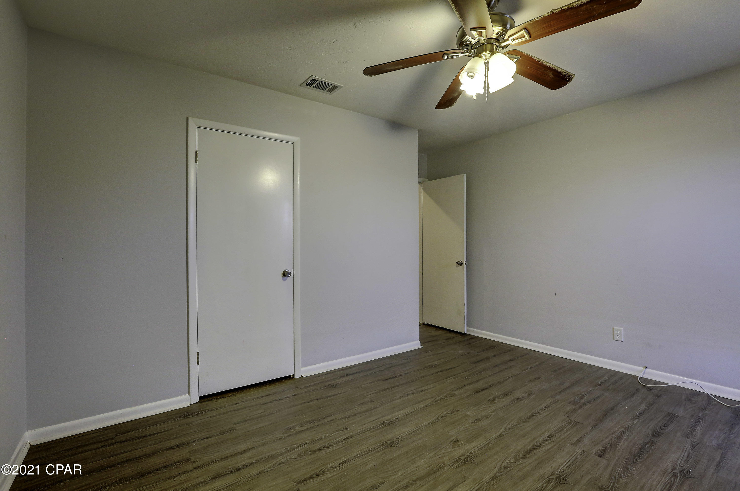 Forest Hills Unit 1 - Residential