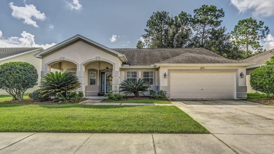 Immaculate 3 bedroom, 2 bath home in the highly desired Hammocks subdivision. Living room features 18'' tile flooring, cathedral ceiling, propane gas fireplace, and sliding glass doors to large/screened Florida room with 20'' ceramic tile flooring. Kitchen offers white cabinets, white appliances, arched pass thru breakfast bar and eat in breakfast nook w/ bay window. Ceiling fans throughout, formal dining area. Spacious master suite with 2 walk-in closets, garden tub/shower, double vanity and sliding glass doors from master to the patio. Large backyard with a privacy fence, sprinkler sys and a lime tree. The Hammocks has sidewalks, street lights and a community pool. Located between Mosley High School and Bay Haven Charter Academy. All sizes/info/measurements are approx, verify if importa