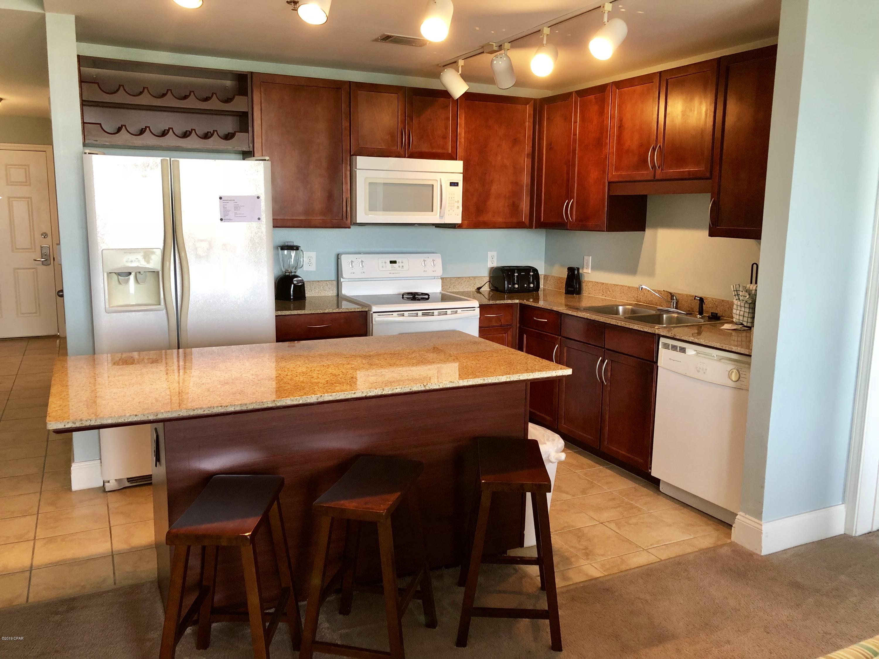 Laketown Wharf - Residential