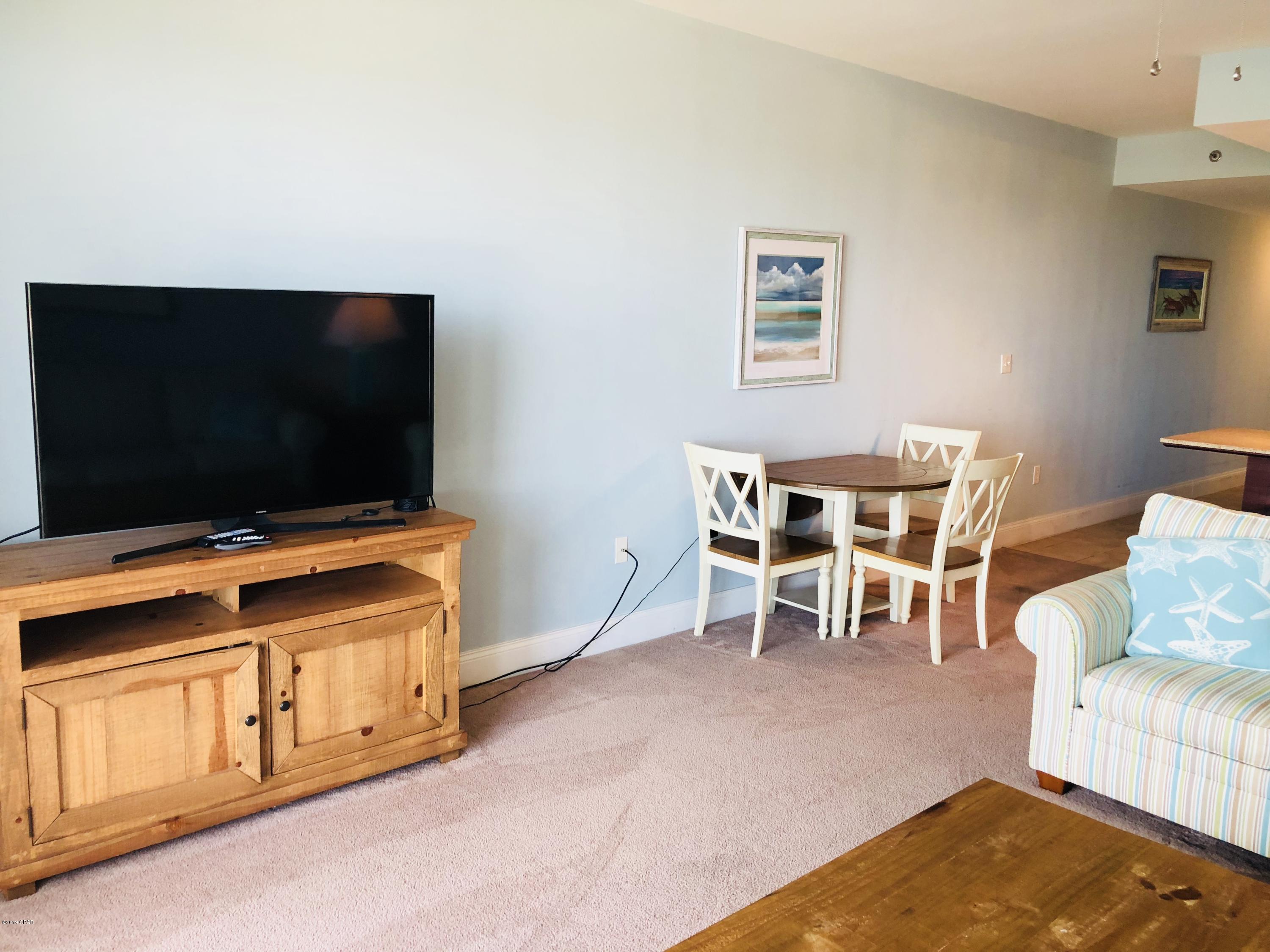 Laketown Wharf - Residential