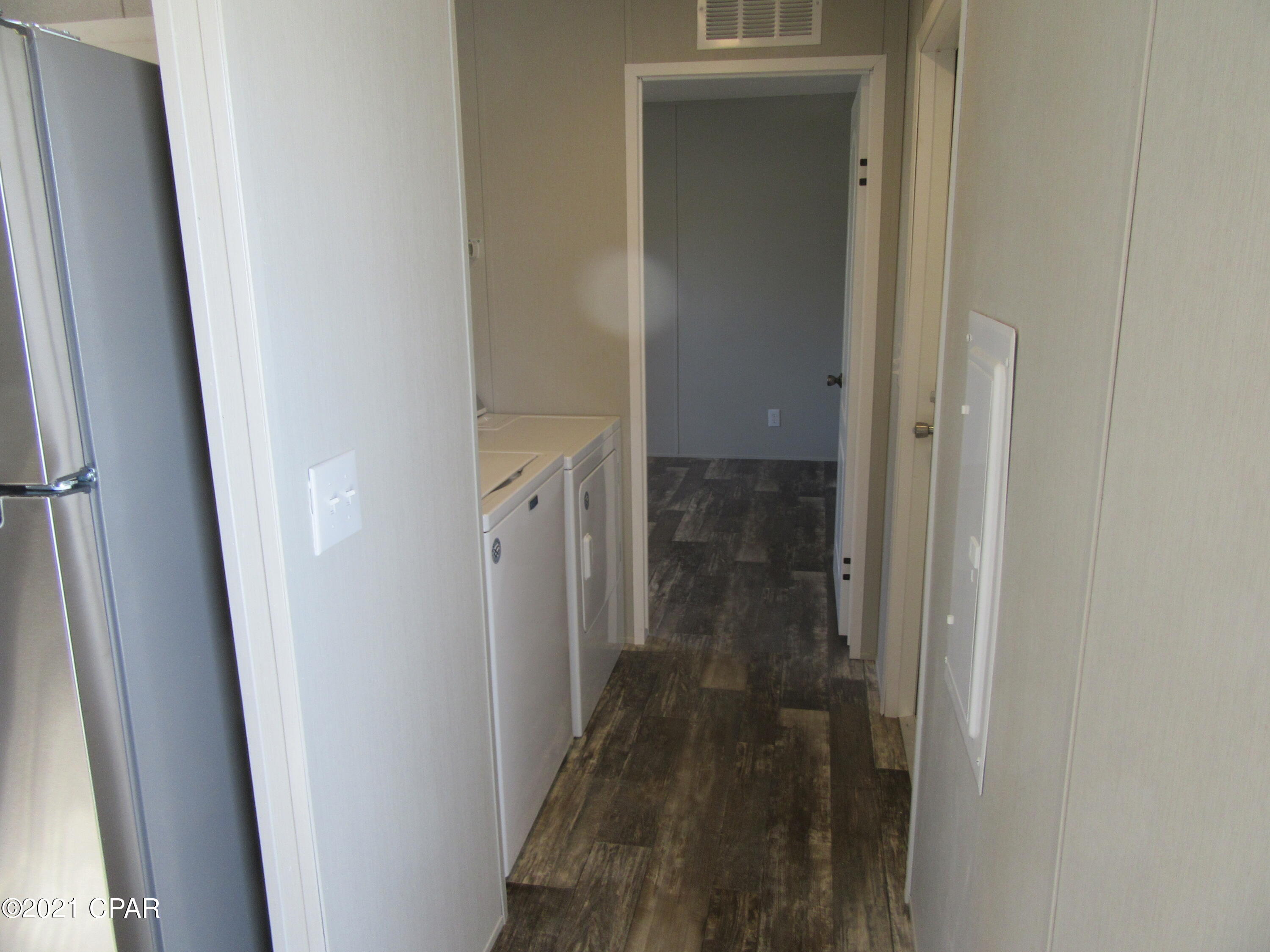 [No Recorded Subdiv] - Residential Lease