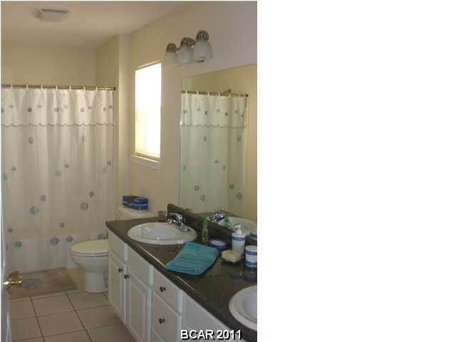 Palm Cove Phase I - Residential Lease