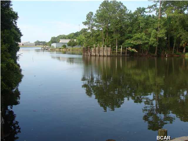 N Mooretown - Commercial Sale