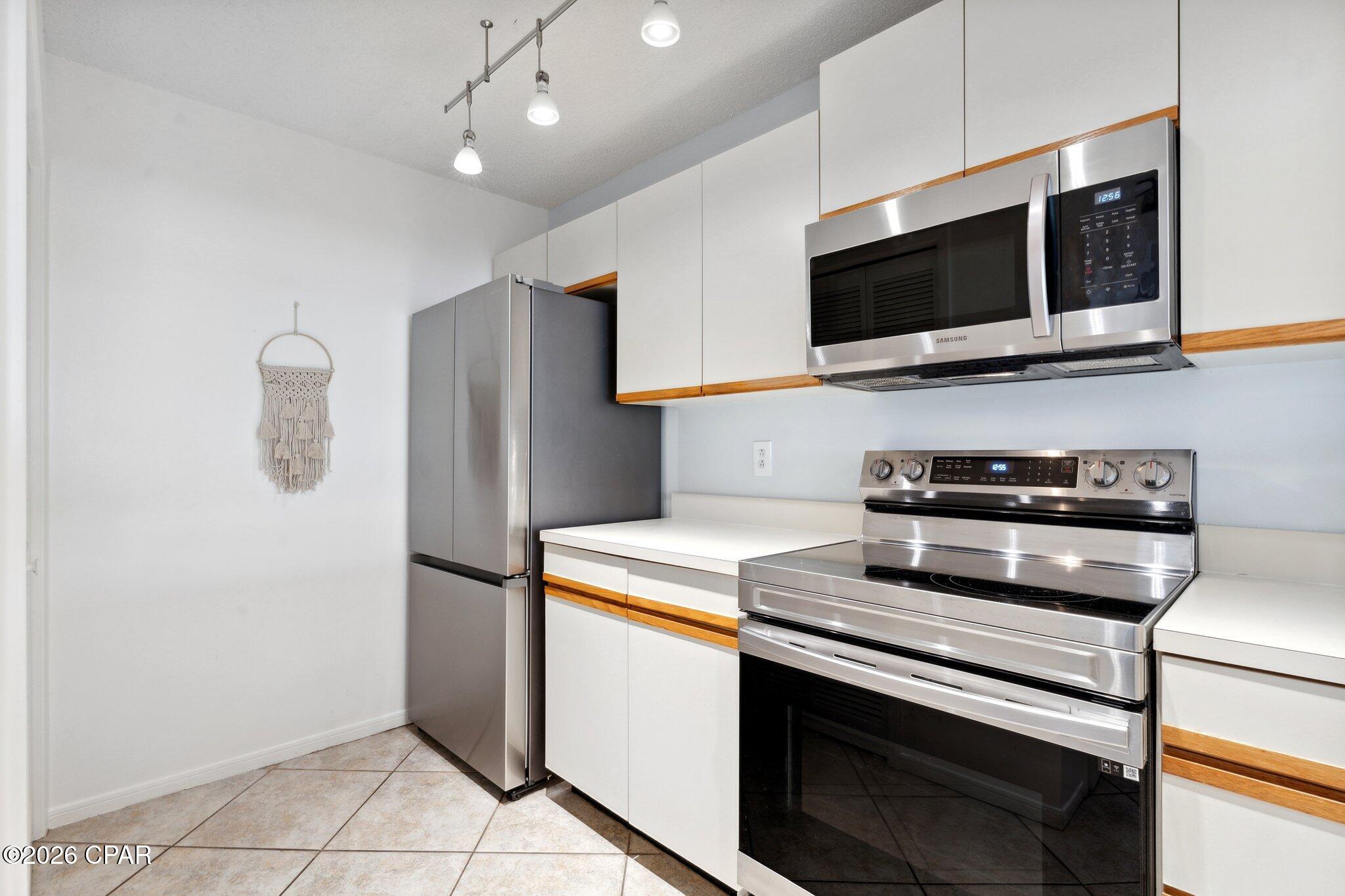 Edgewater Golf Villas II-B - Residential