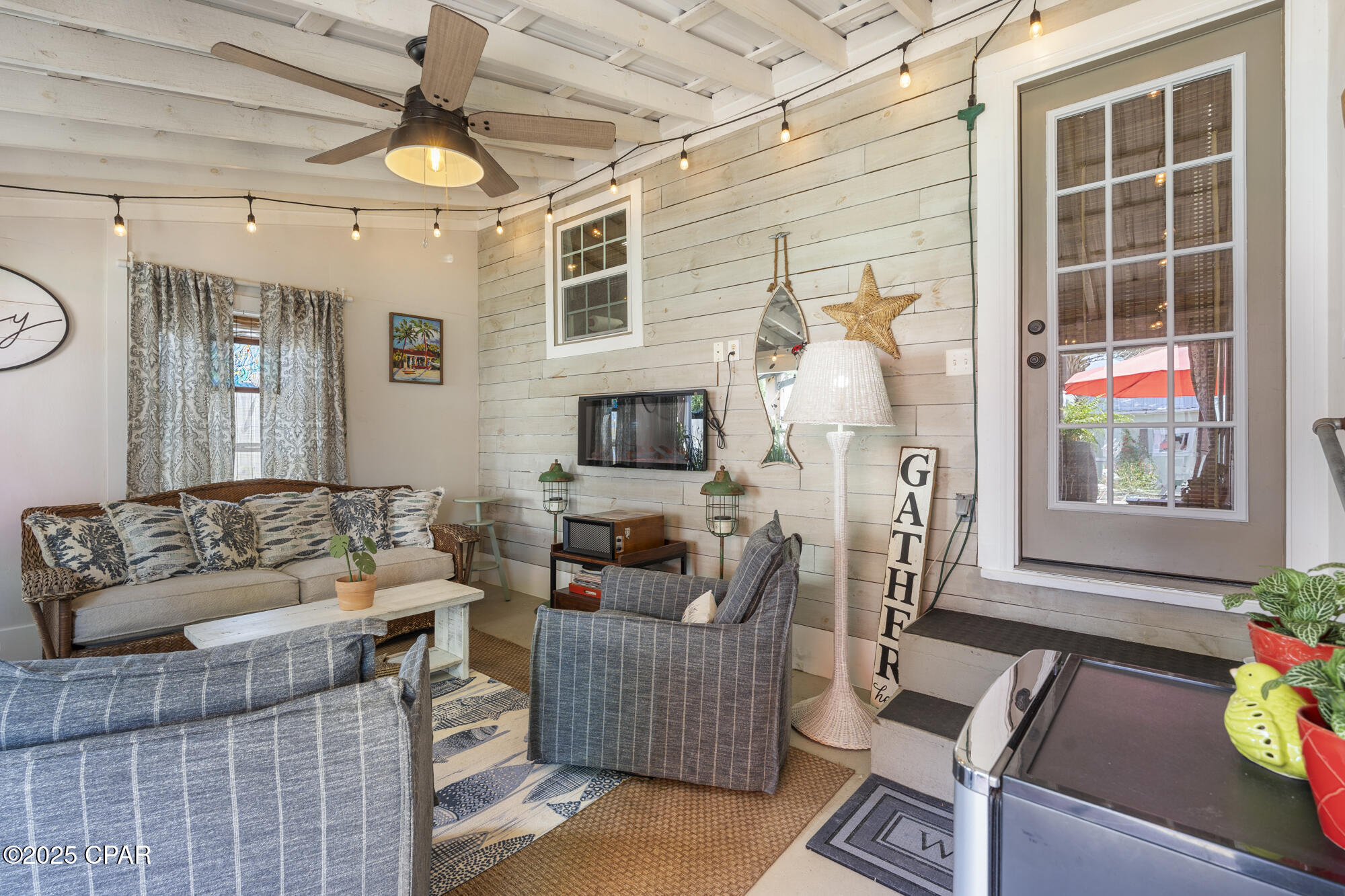 Lakeside - Residential