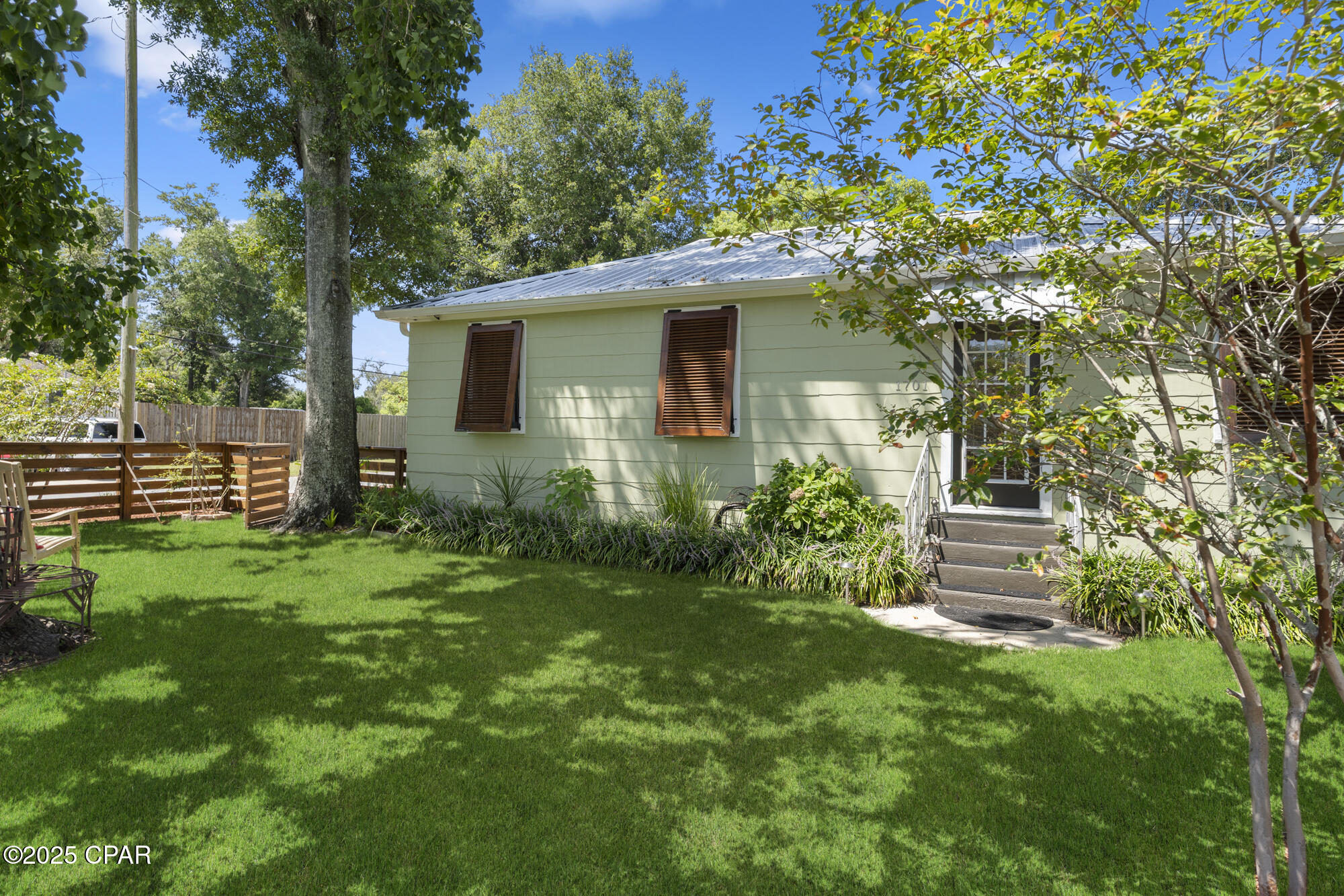 Lakeside - Residential