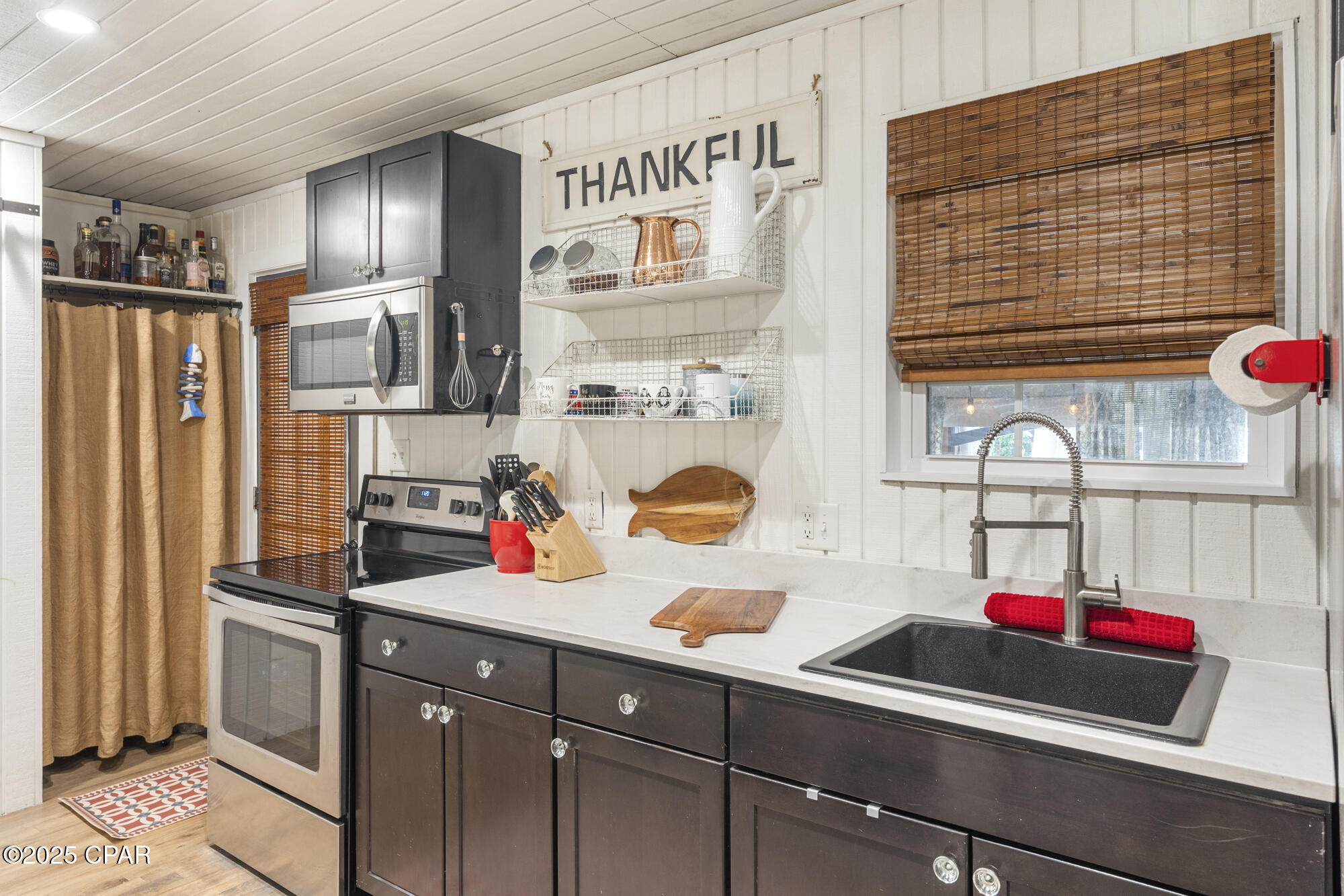 Lakeside - Residential