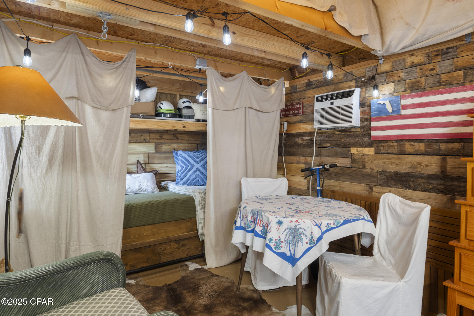 Lakeside - Residential