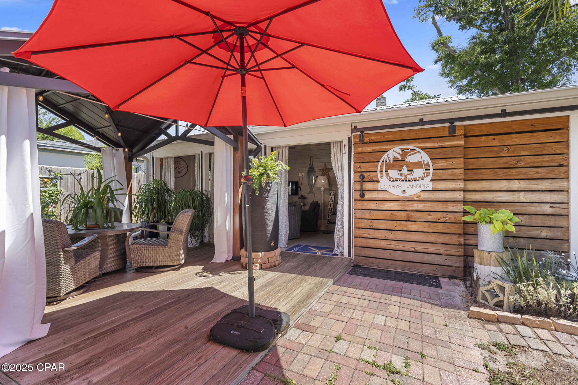 Lakeside - Residential