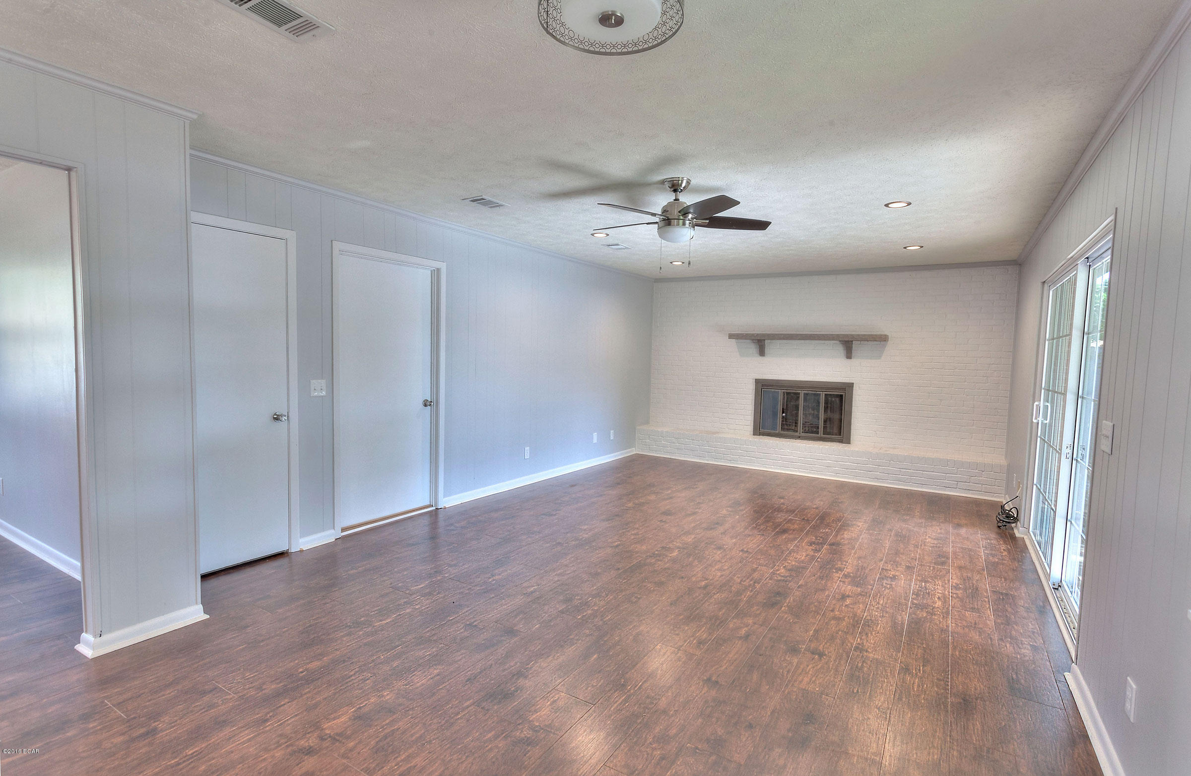 Towne & Country Lake Estates - Residential