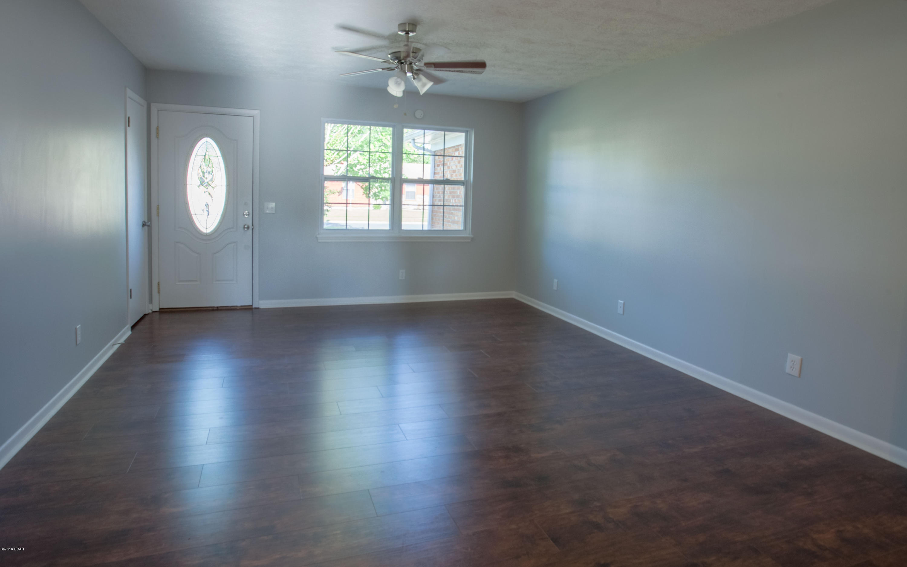 Towne & Country Lake Estates - Residential