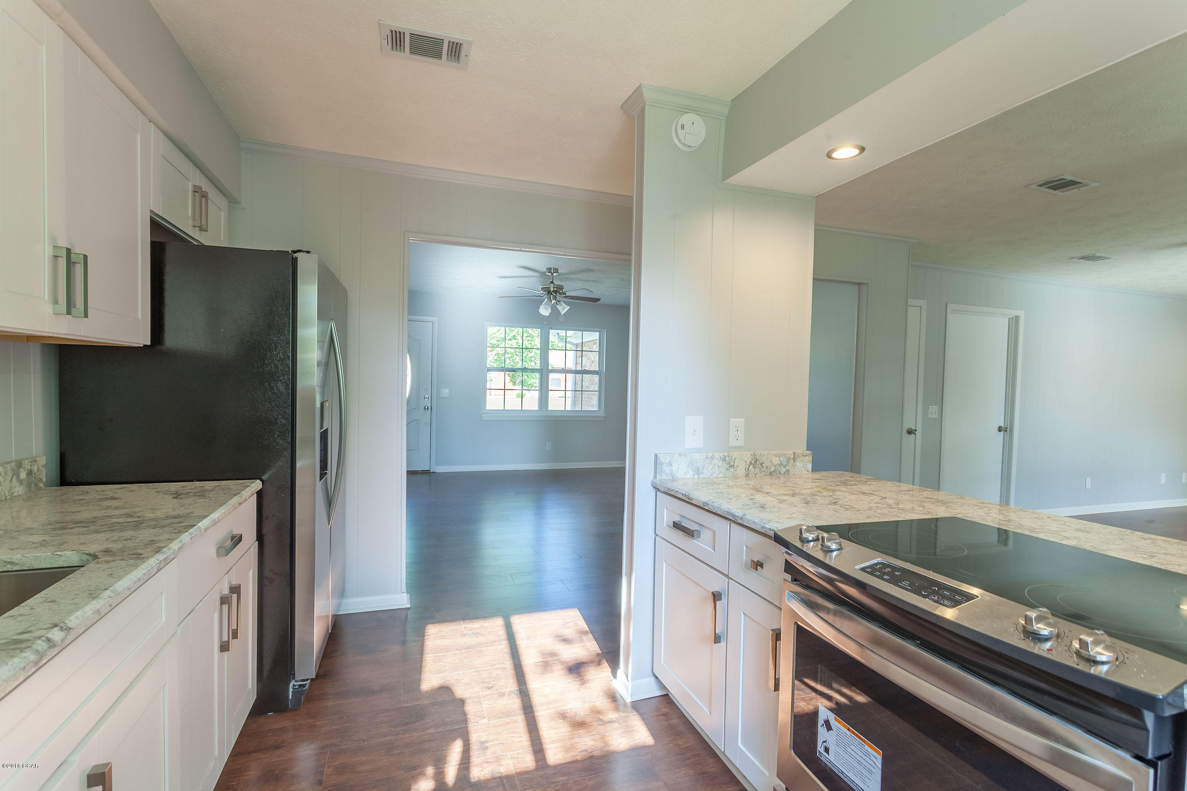 Towne & Country Lake Estates - Residential